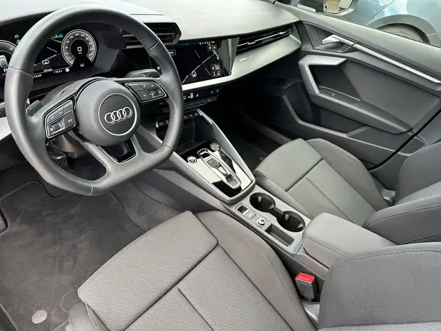 Audi A3 view 9