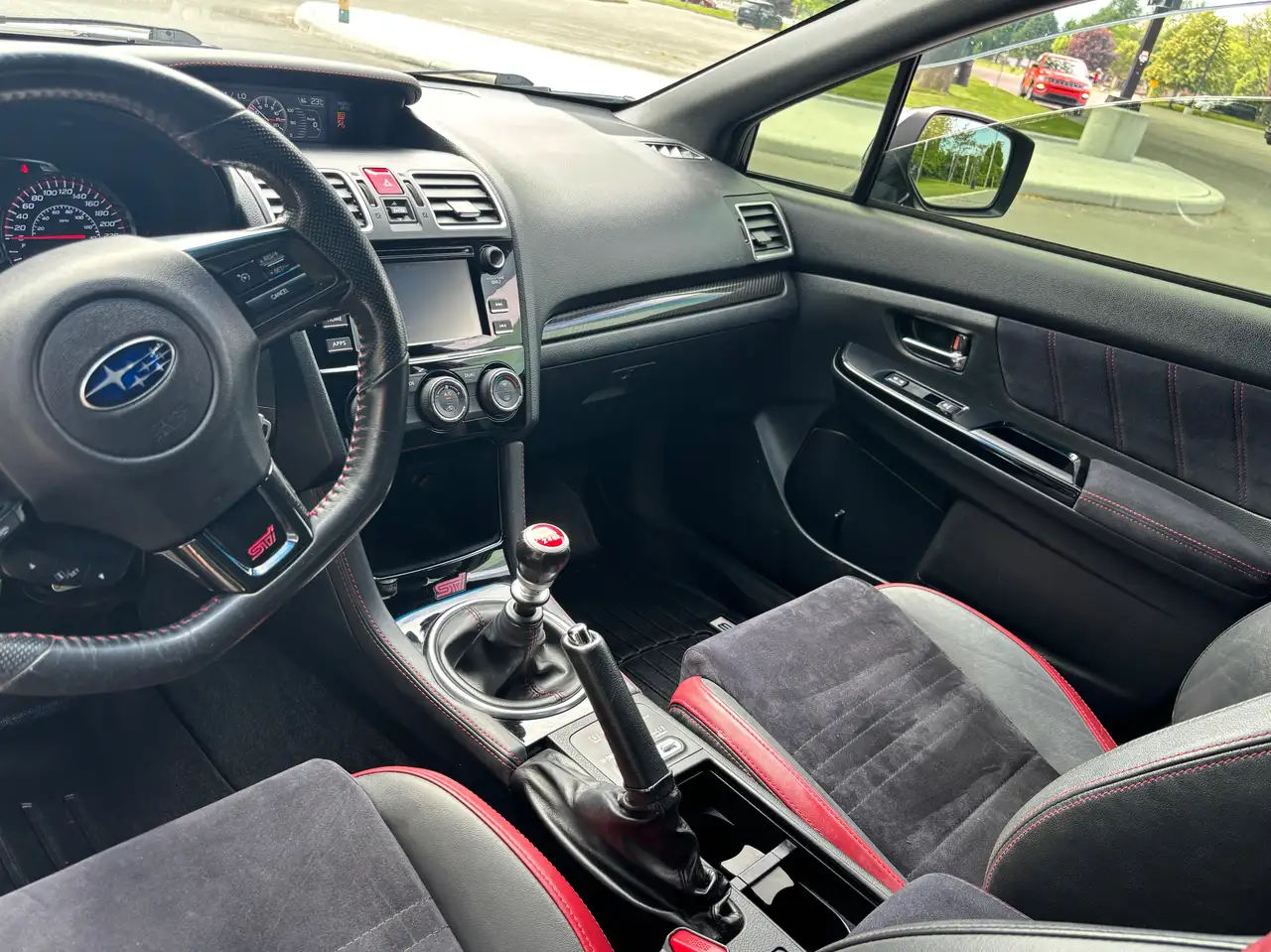 Subaru WRX снимка Subaru WRX