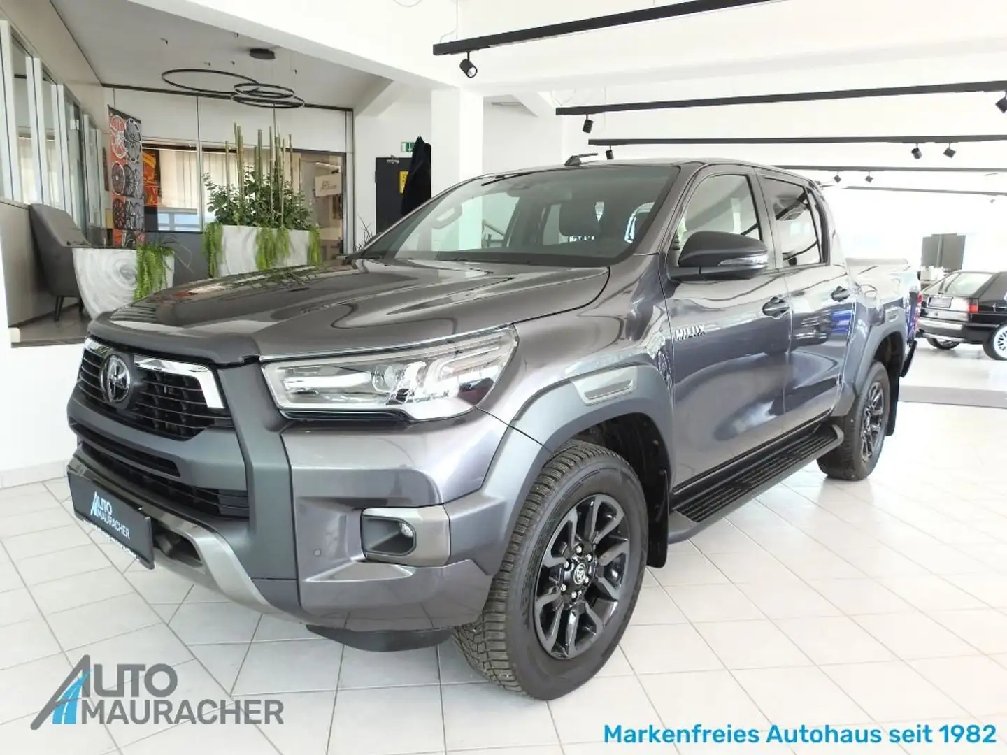 Toyota Hilux DK 2,8 D-4D Invincible Aut.*AHK*ROLLO* Grau - 1