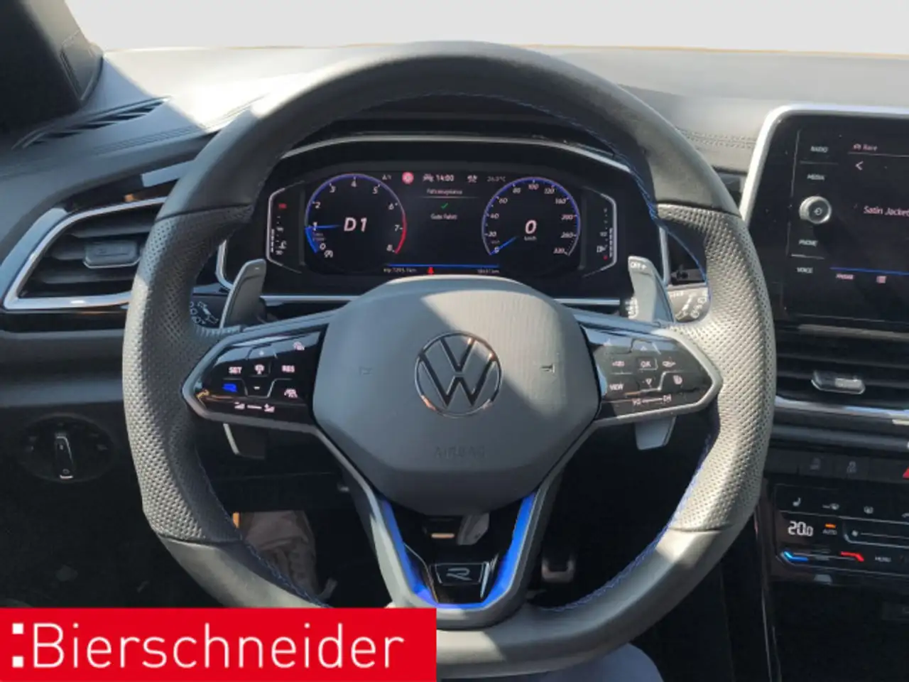 Volkswagen T-Roc 2.0 TSI DSG 4Mo R AKRA MATRIX DCC 19 — معرض صور السيارة 12