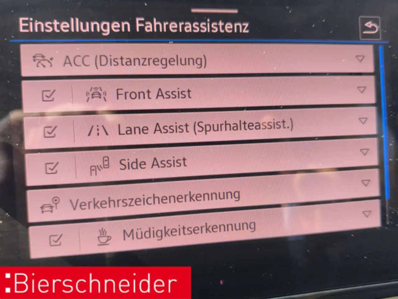 Volkswagen T-Roc 2.0 TSI DSG 4Mo R AKRA MATRIX DCC 19 — معرض صور السيارة 23