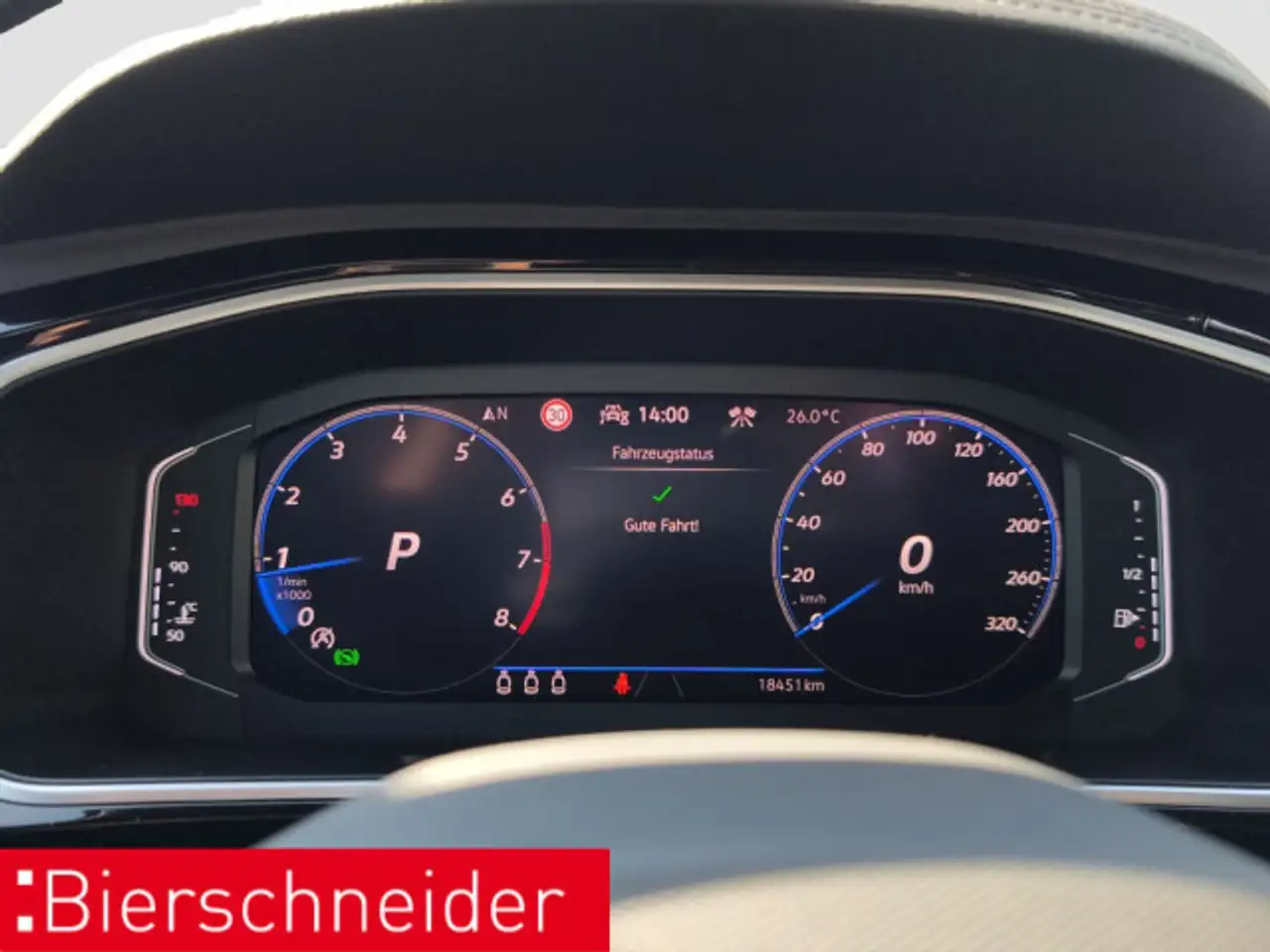 Volkswagen T-Roc 2.0 TSI DSG 4Mo R AKRA MATRIX DCC 19 — معرض صور السيارة 15