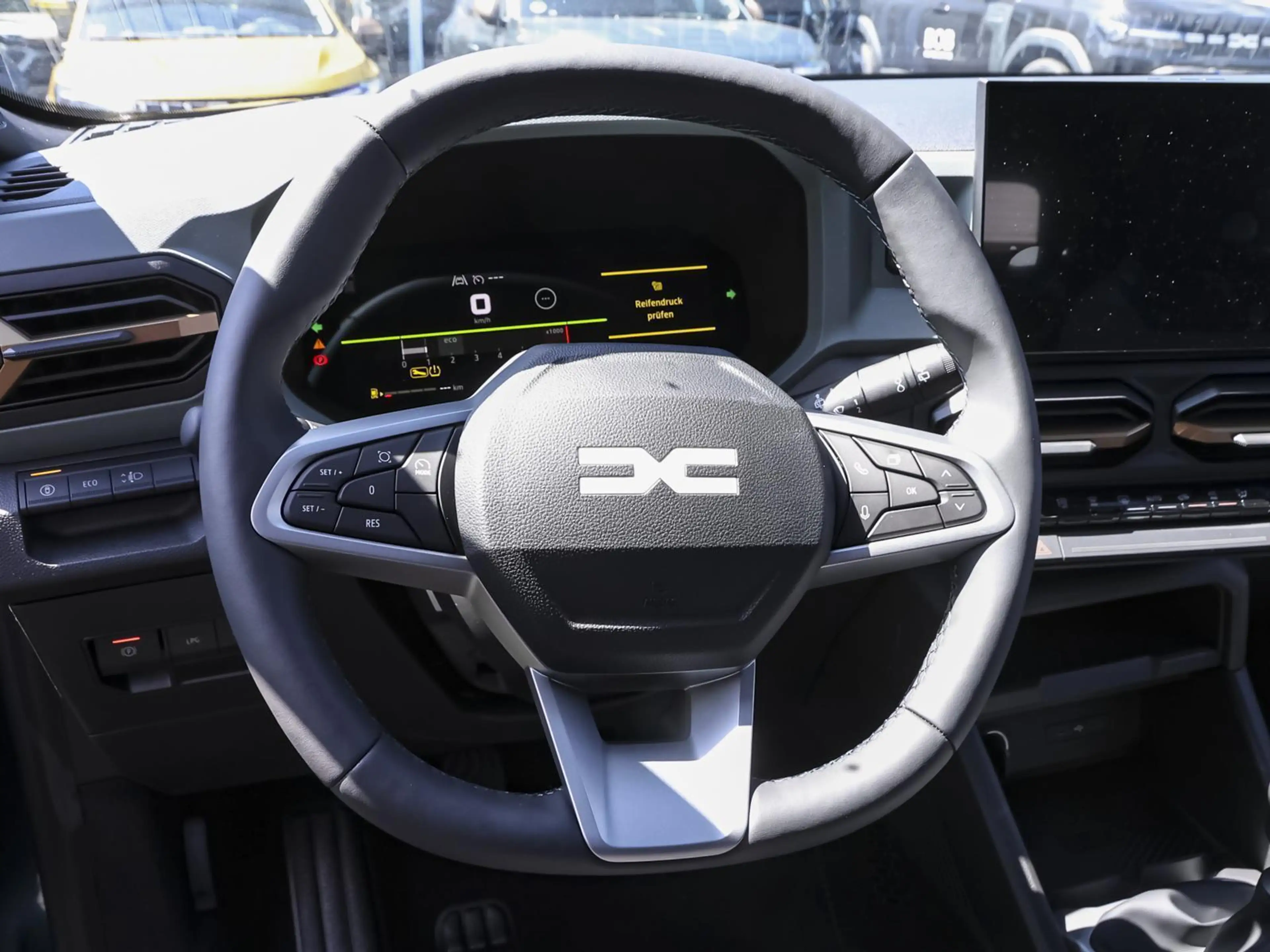 Dacia Bigster Extreme ECO-G 140 NAVI SHZ PDC KLIMA BT — photo 10