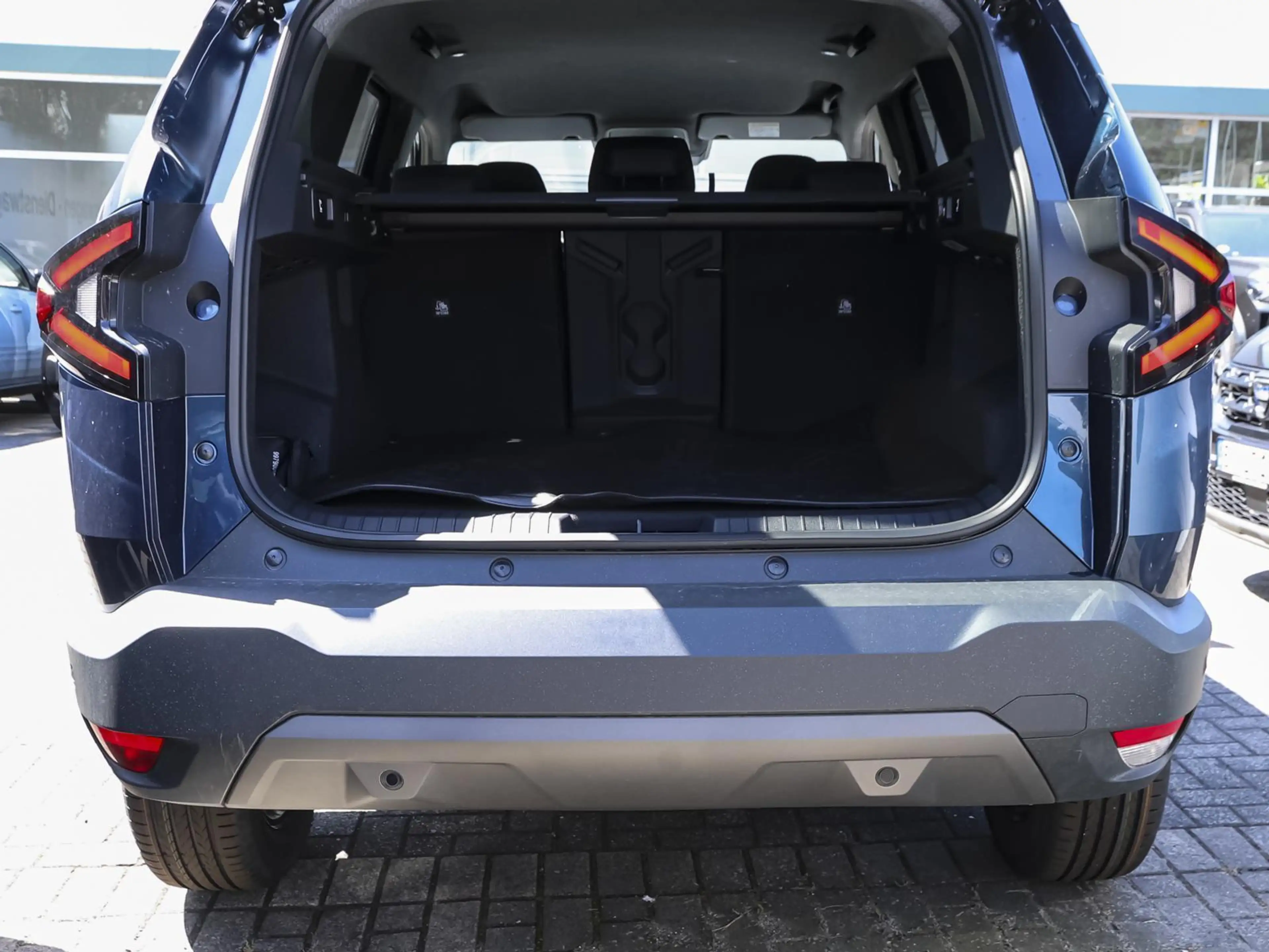 Dacia Bigster Extreme ECO-G 140 NAVI SHZ PDC KLIMA BT — photo 8