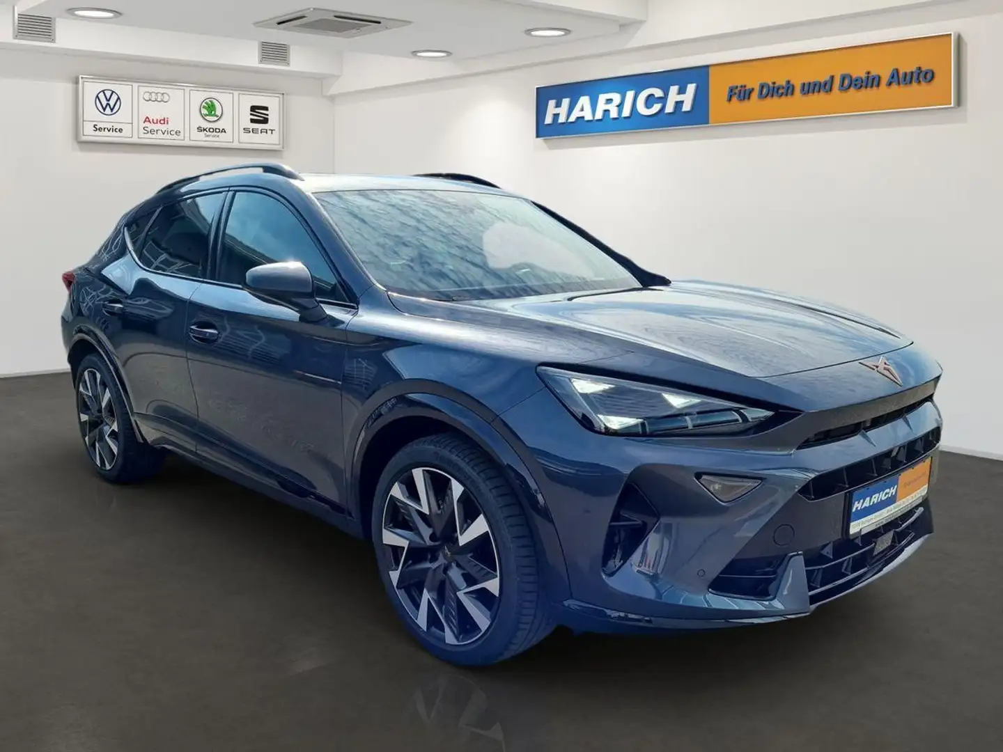 CUPRA Formentor VZ 2.0 TSI DSG 4Drive ACC PANO PDC - 2