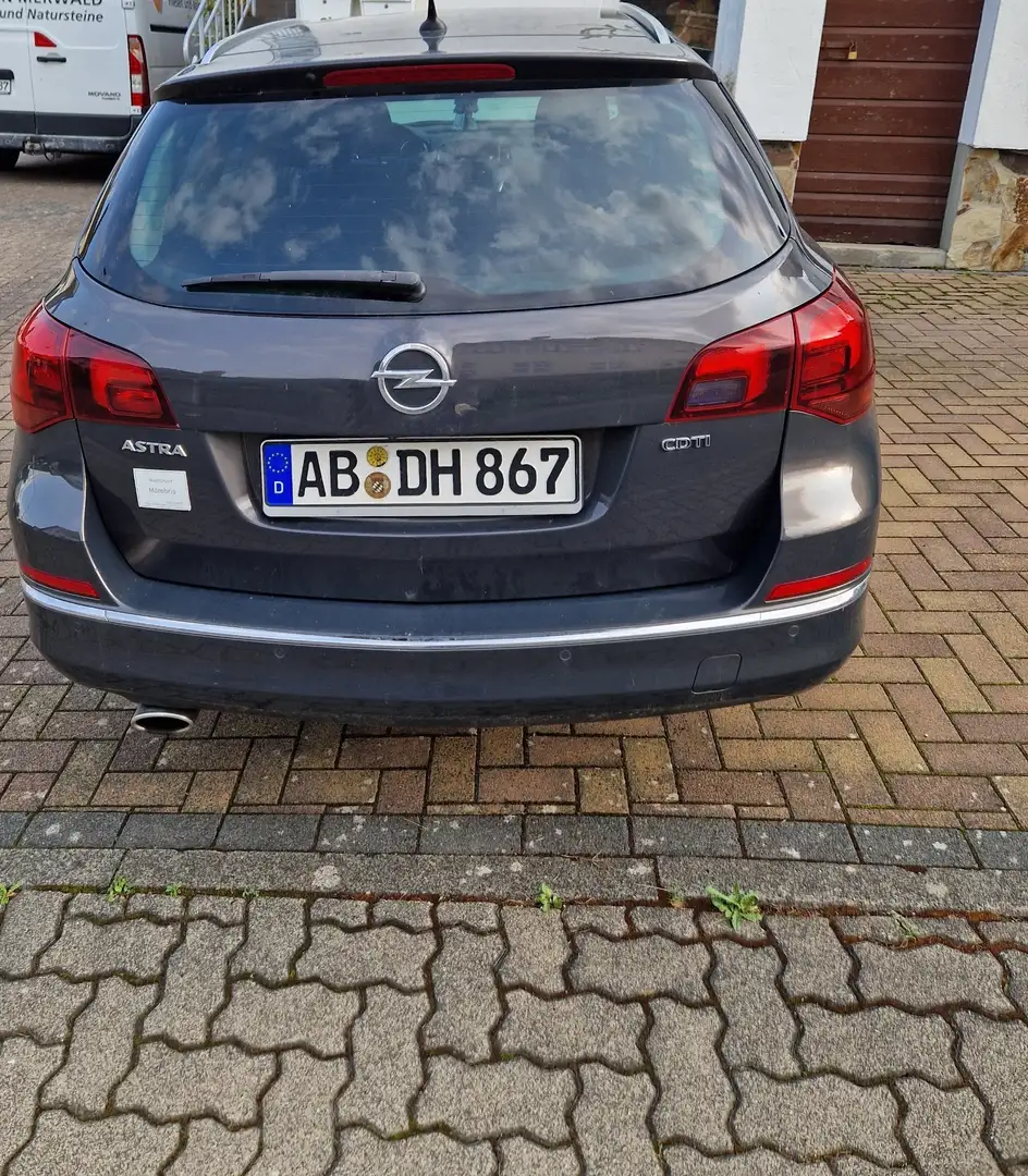 Opel Astra Exklusiv Grau - 2