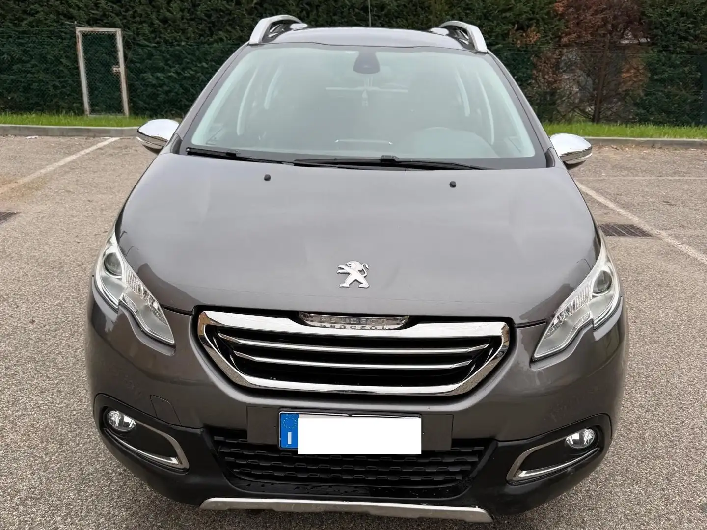 Peugeot 2008 1.6 - AUT. - NEOP. - NAV. - 12 MESI DI GARANZIA - Grau - 1