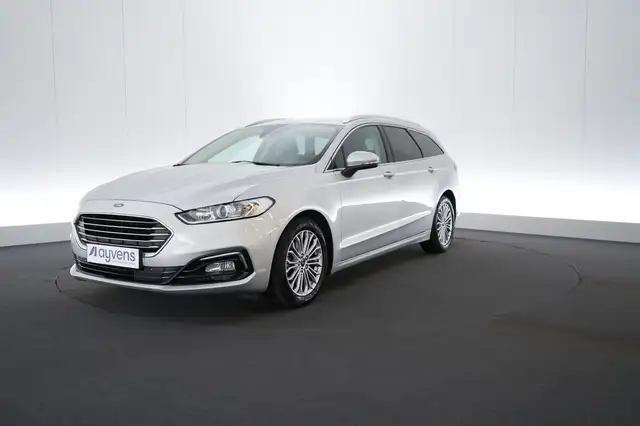 Ford Mondeo Clipper 2.0 HEV Titanium Business LEDER LED PDC