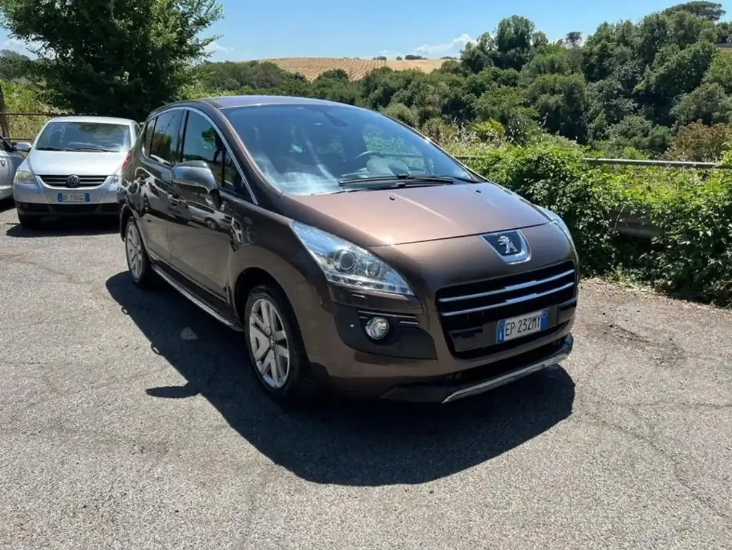 Peugeot 3008 2.0 hdi Hybrid4 Marrone - 2