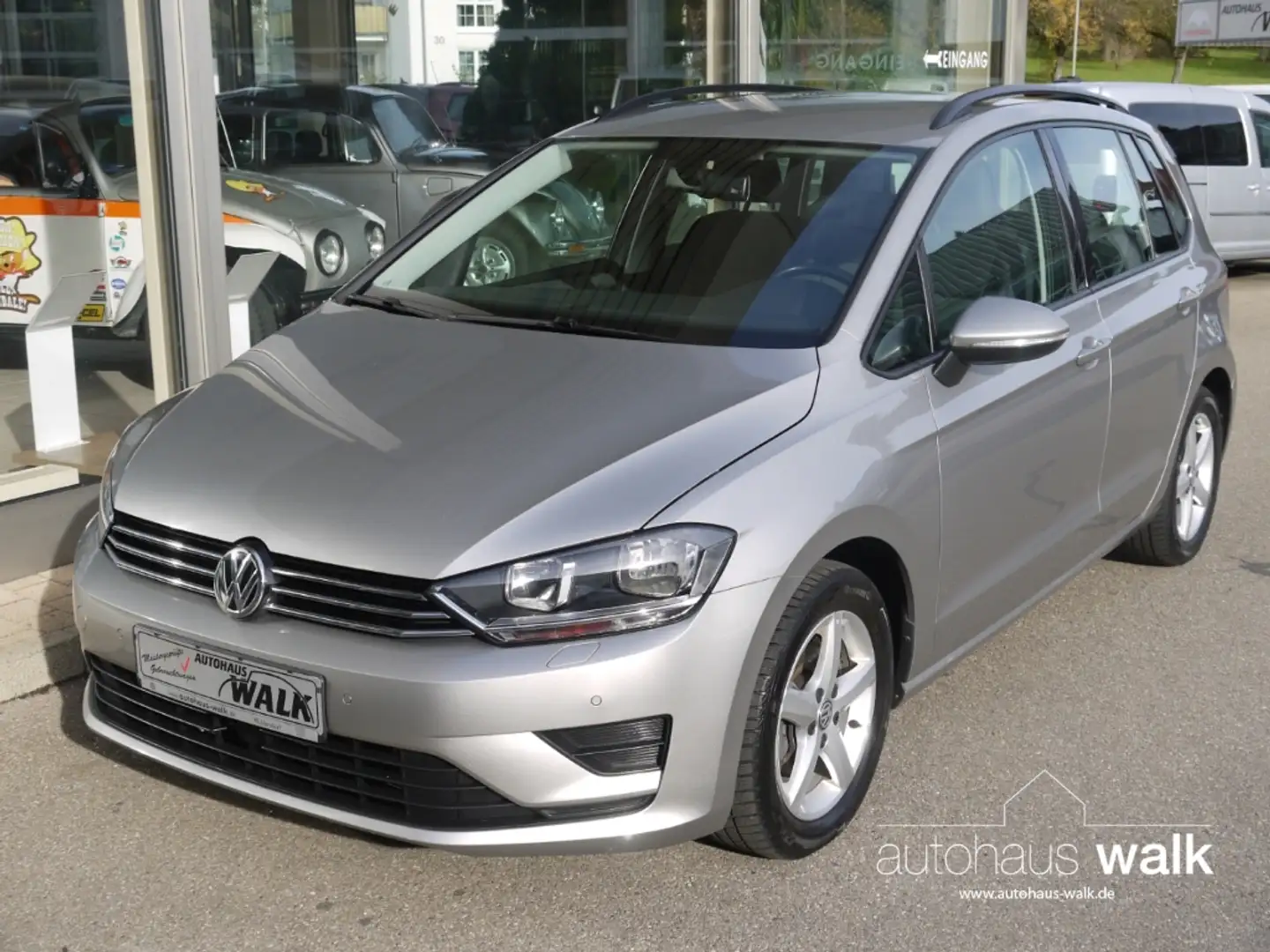 Volkswagen Golf Sportsvan 1.6 TDI Comfortline AHK SH APS Silber - 2