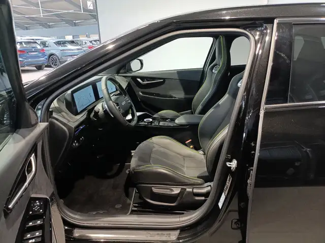 Kia Ev6 view 8