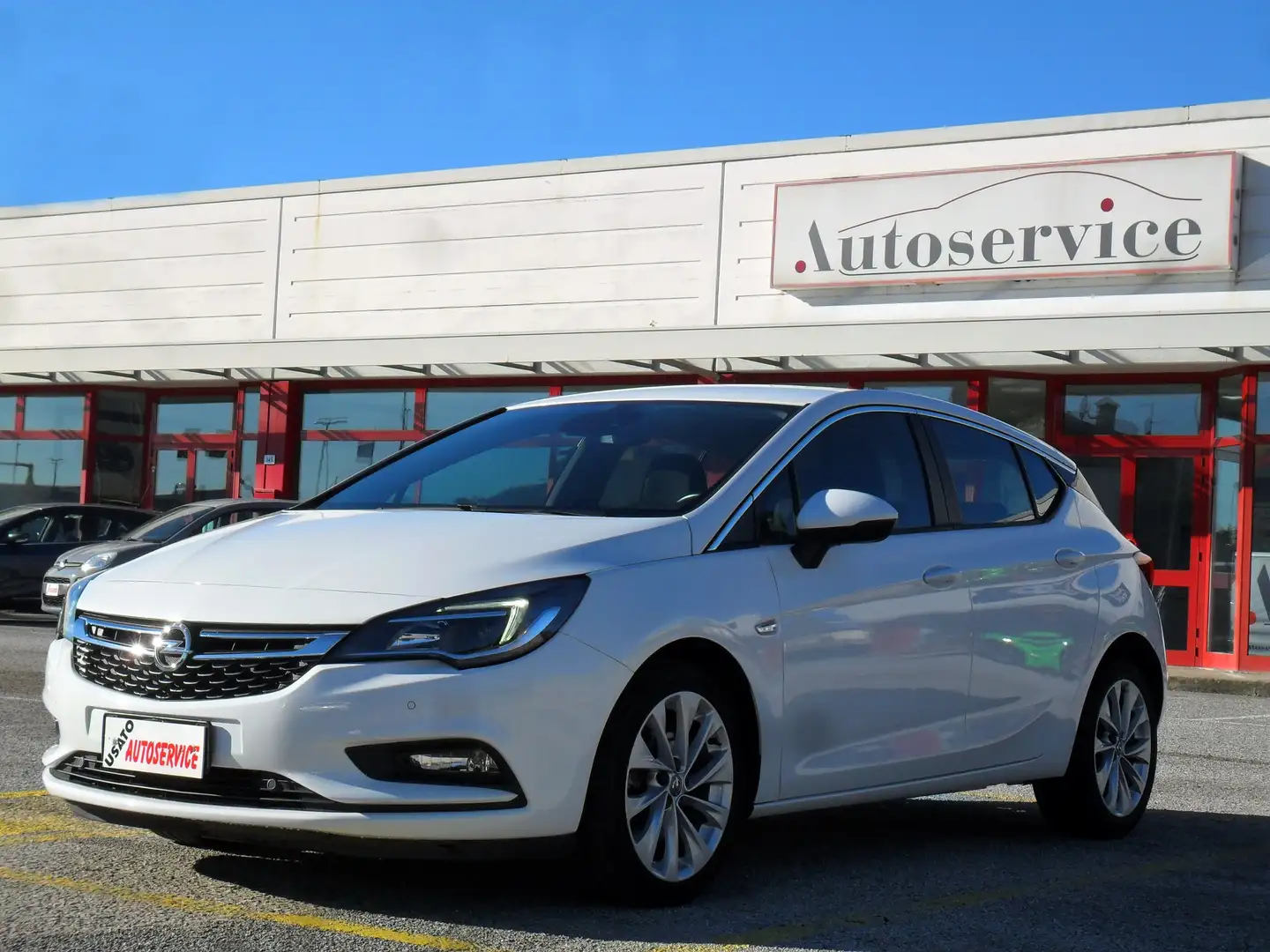 Opel Astra 1.6 cdt berlina 5porte Business Bianco - 1