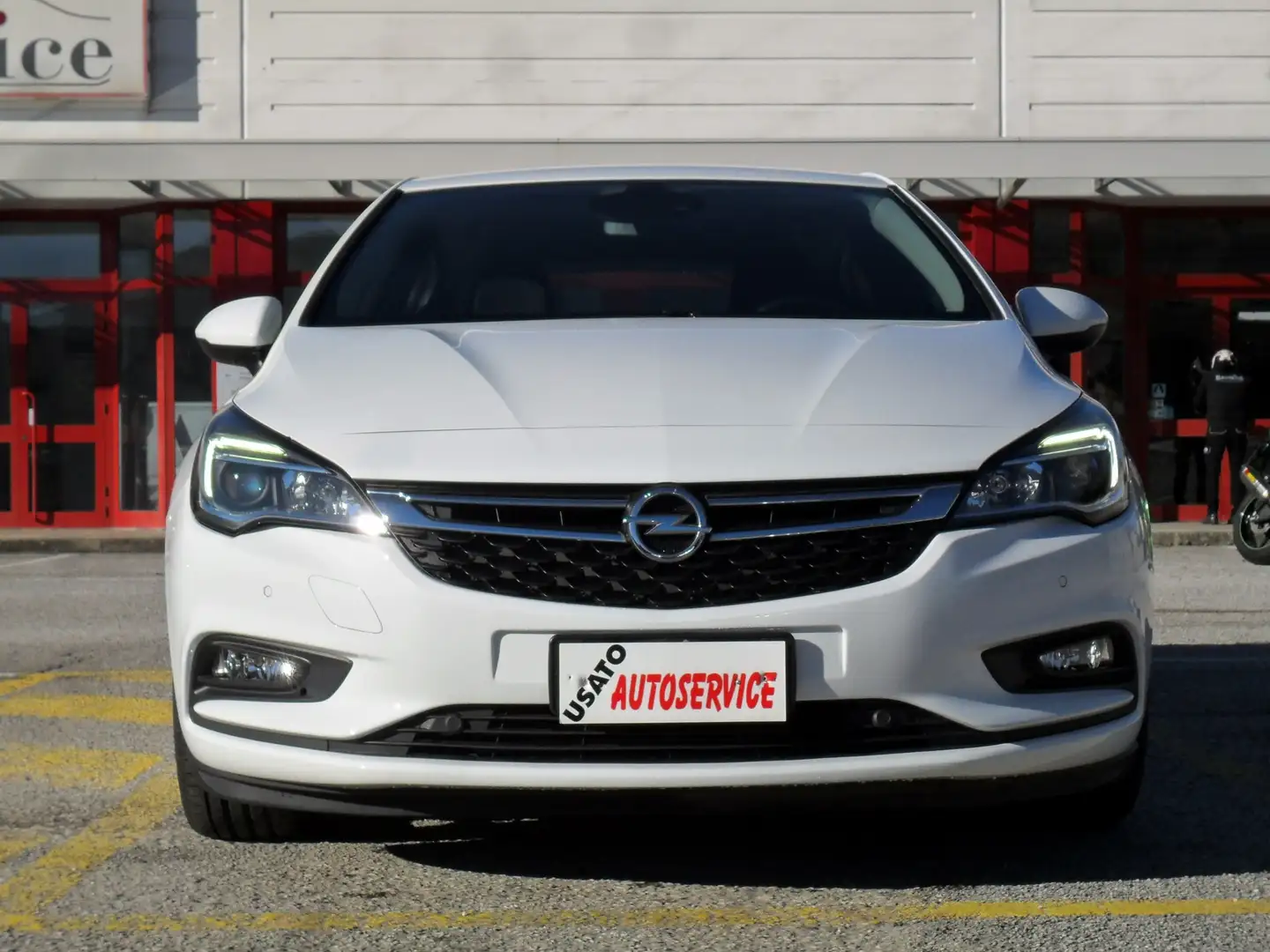 Opel Astra 1.6 cdt berlina 5porte Business Bianco - 2