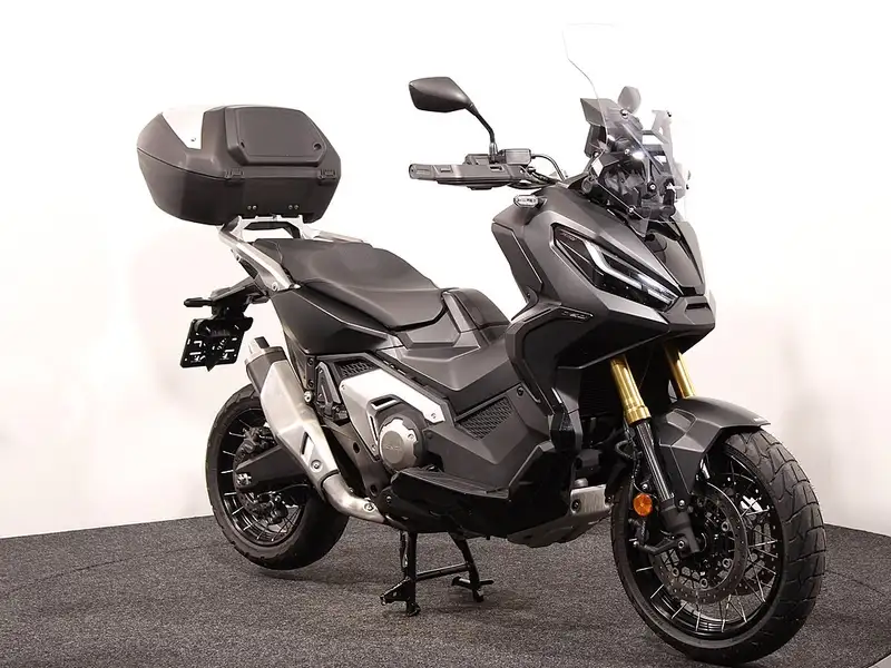 Honda X-ADV 750 - foto 2