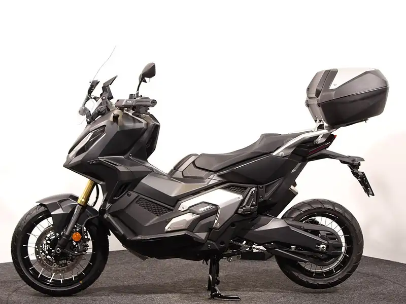 Honda X-ADV 750 - foto 4