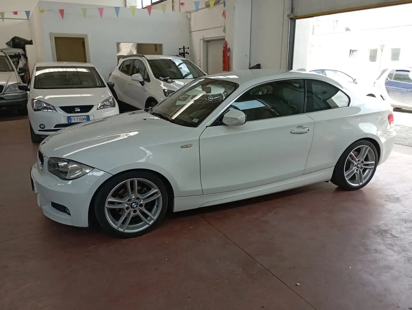 BMW 120 120d Coupé Msport Bianco - 2
