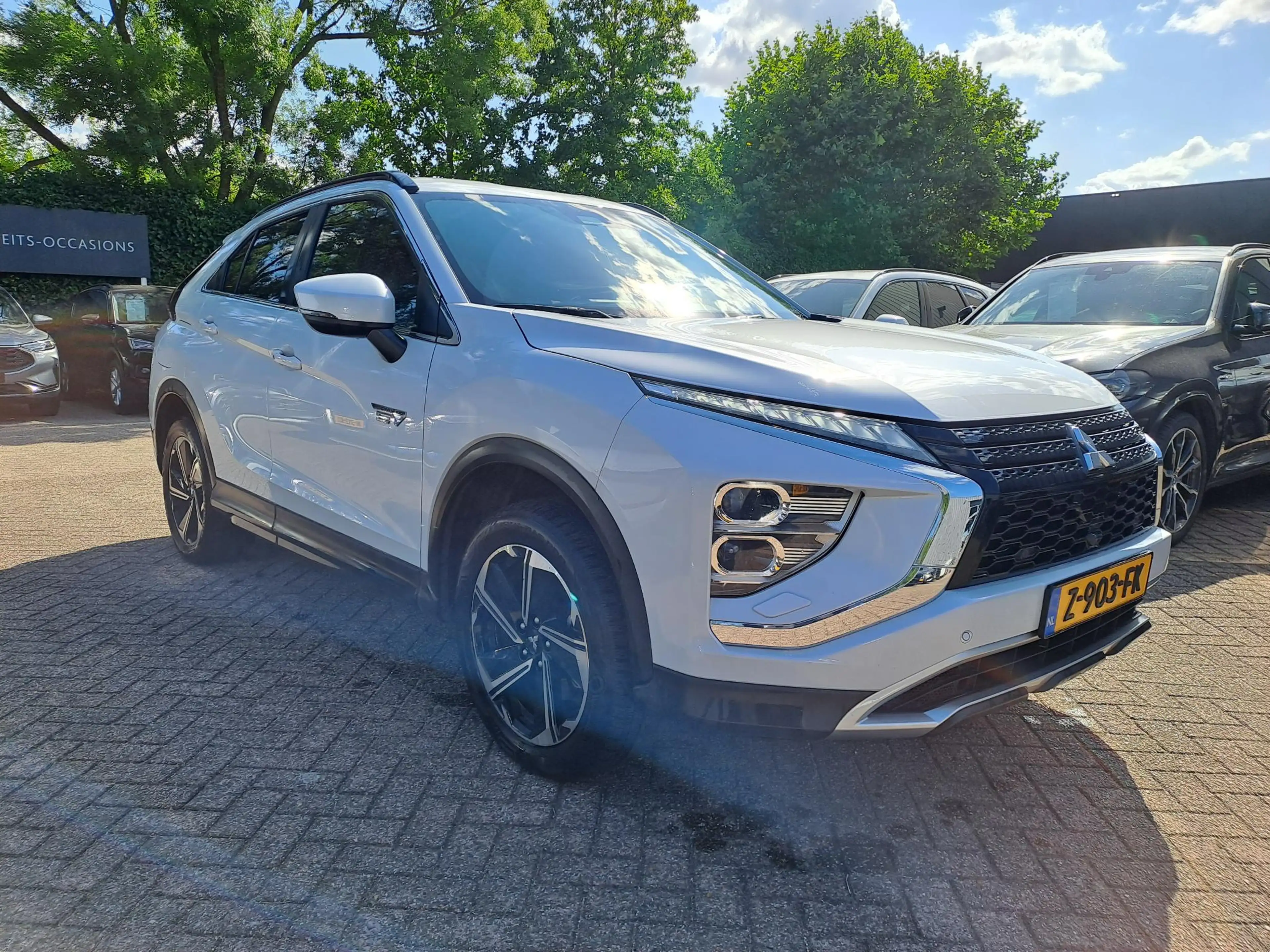 Mitsubishi Eclipse Cross 2.4 PHEV Intense+ | PLUG IN | NAVIGATIE | CAMERA | — photo 2