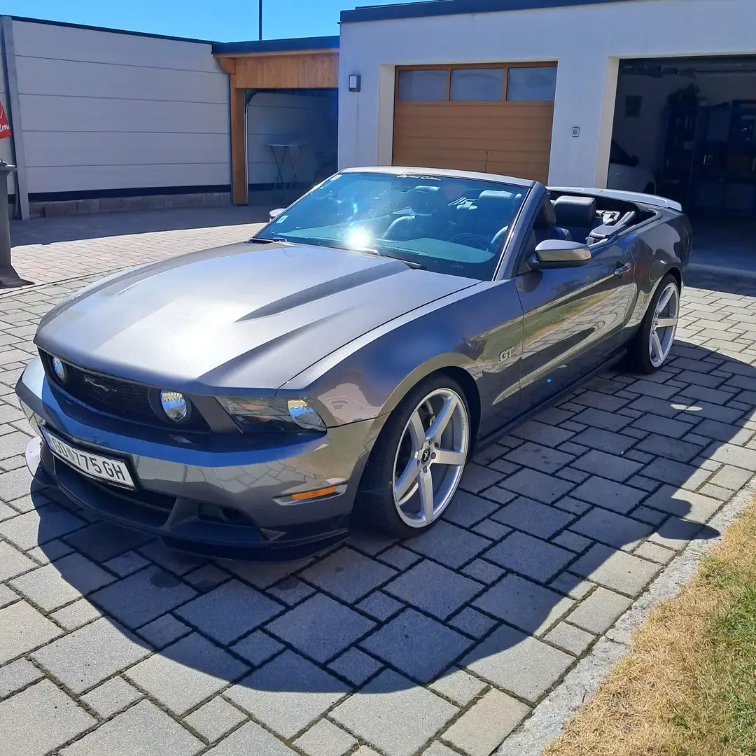 Ford Mustang S192 Grau - 1