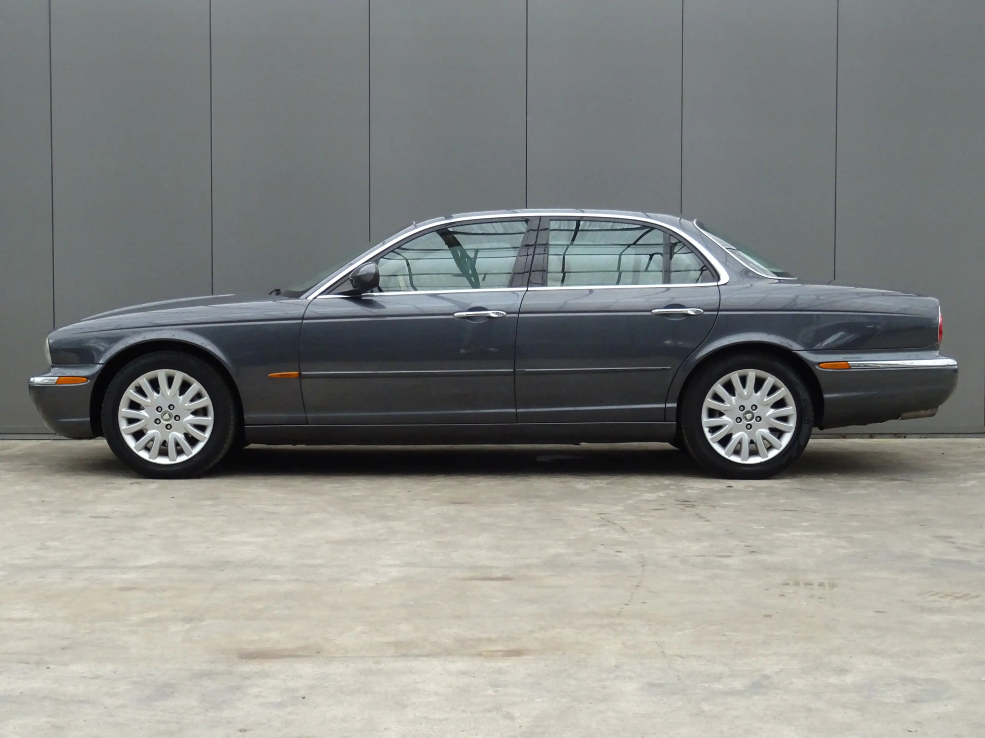 Jaguar XJ 3.0 V6 * YOUNGTIMER !! — photo 8