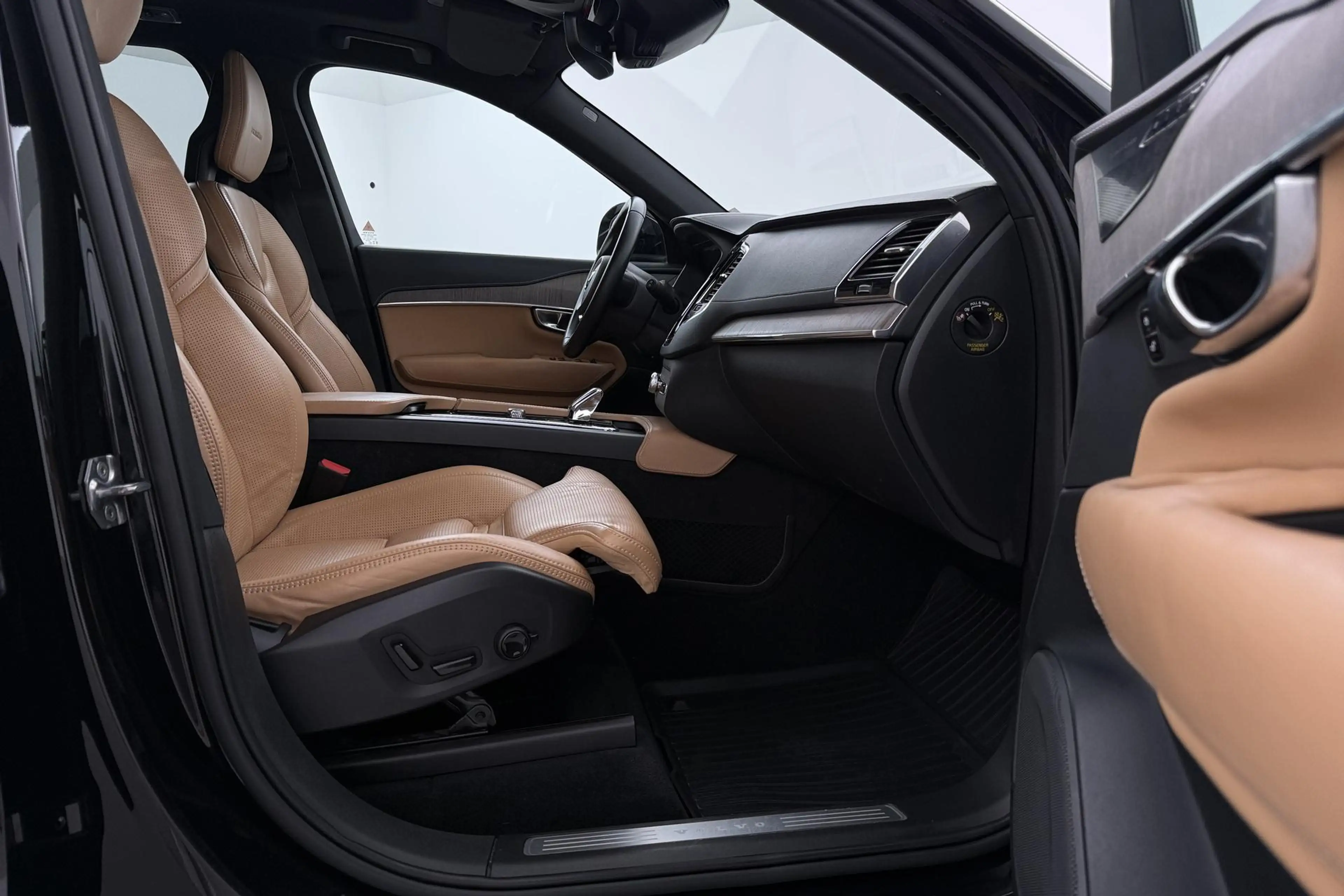 Volvo XC90 T8 Twin Engine Inscription Intro Edition | Harman/ — photo 5