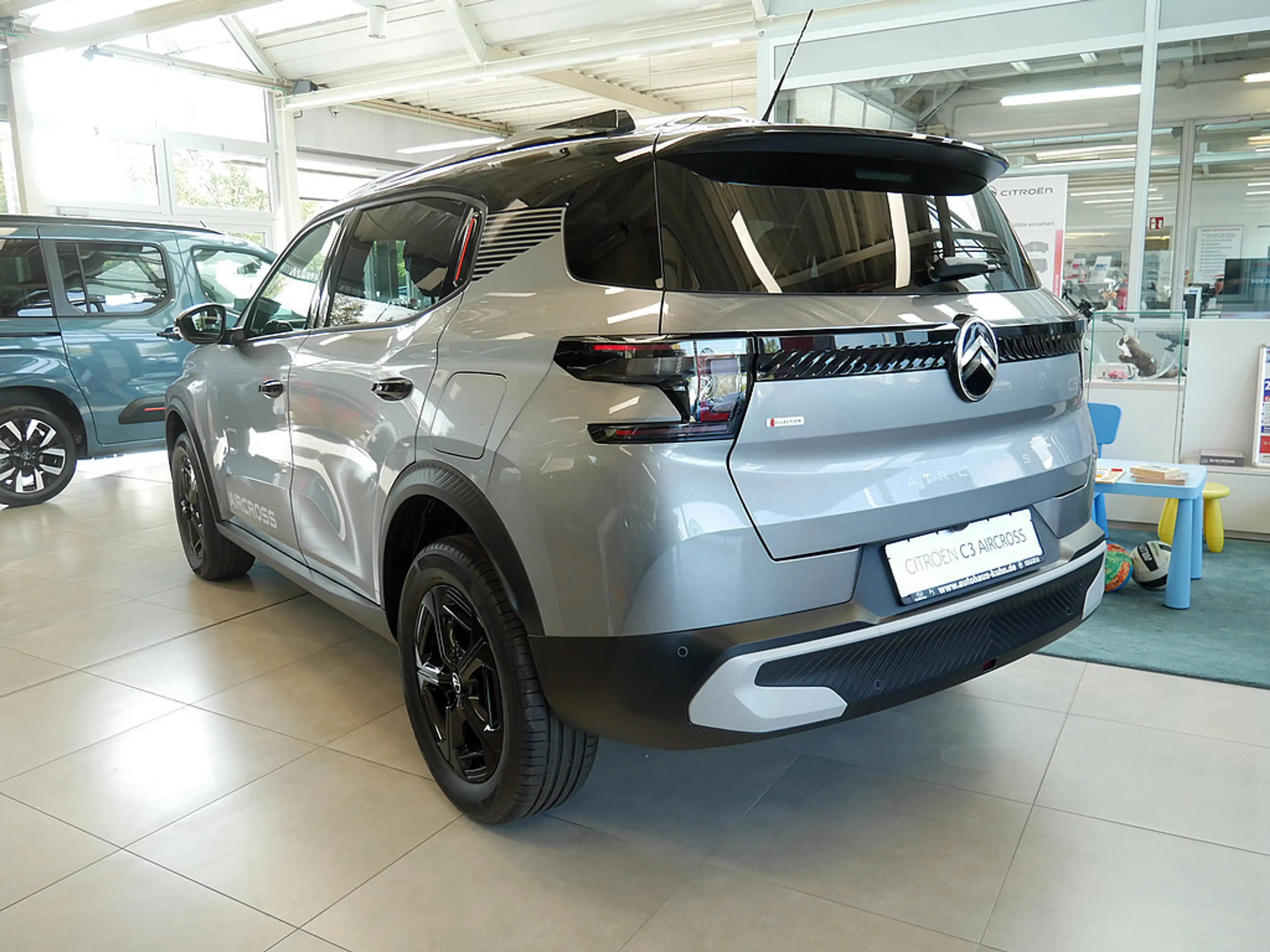 Citroen C3 Aircross Hybrid 145 Collection KAMERA LED — photo 5