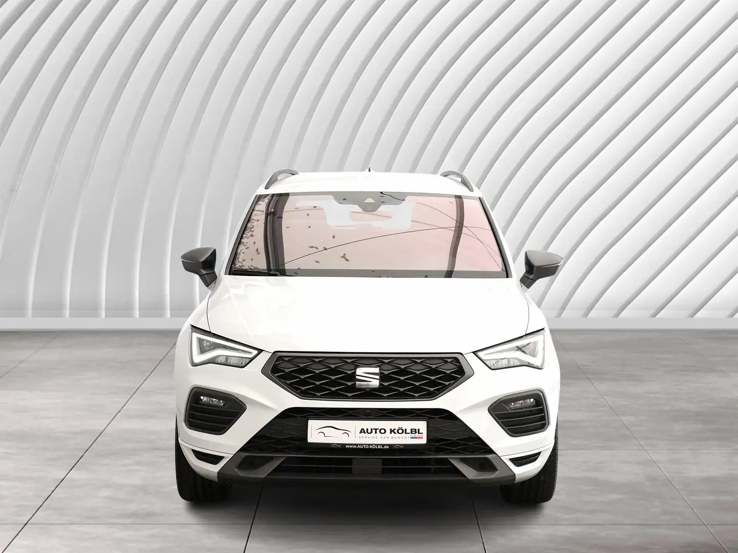 SEAT Ateca FR ACC 360°KAM RFK NAVI LED Sound Syst. Wit - 2