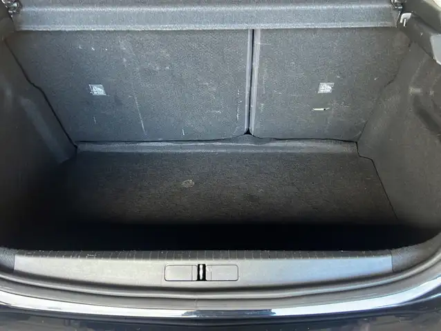 Opel Corsa view 11