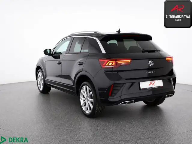 Volkswagen T-Roc view 3