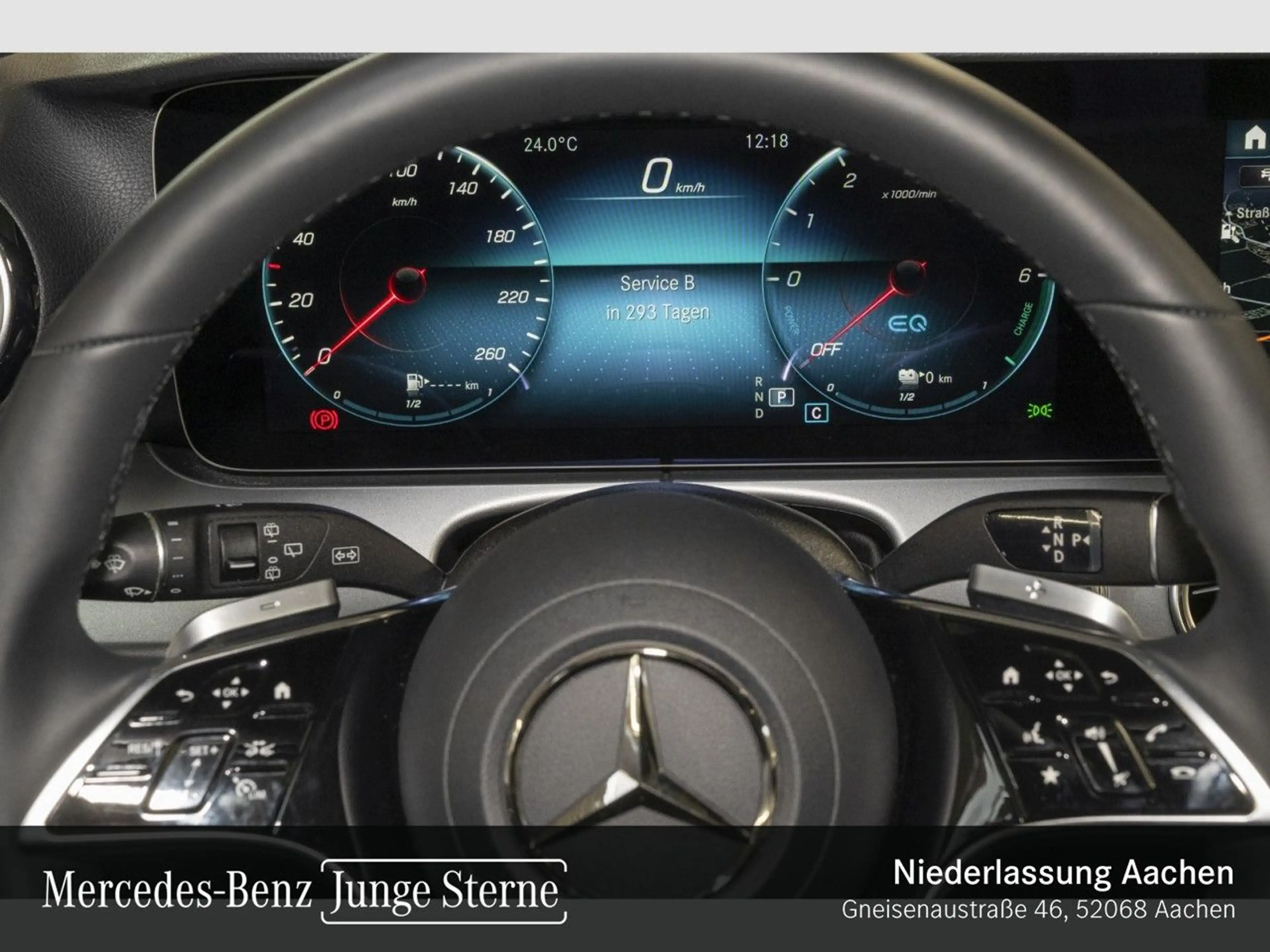 Mercedes-Benz E 300 de T AVANTG+PANO+AHK+LED+FAHRASS+BURMESTER — photo 14
