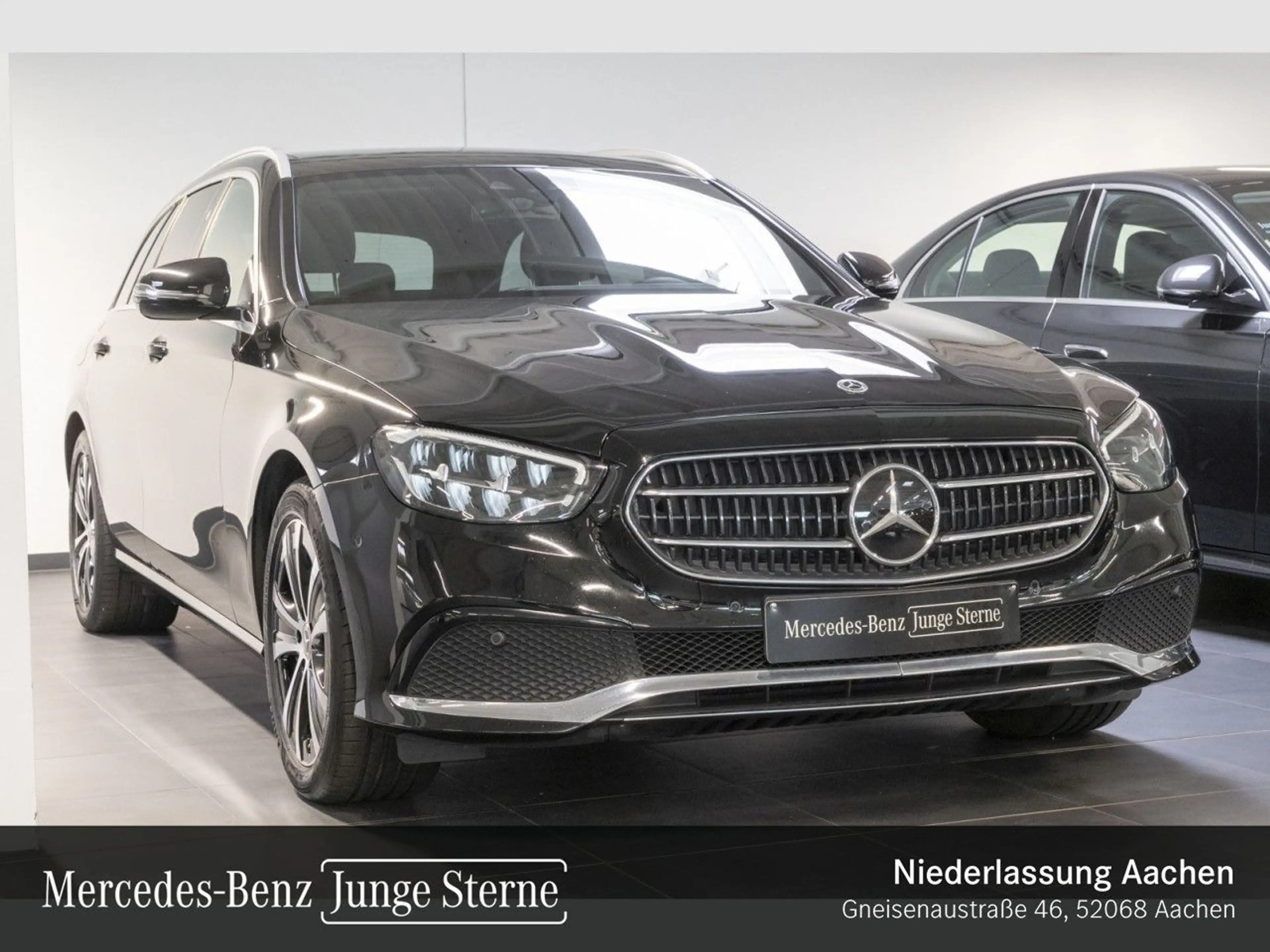 Mercedes-Benz E 300 de T AVANTG+PANO+AHK+LED+FAHRASS+BURMESTER — photo 10