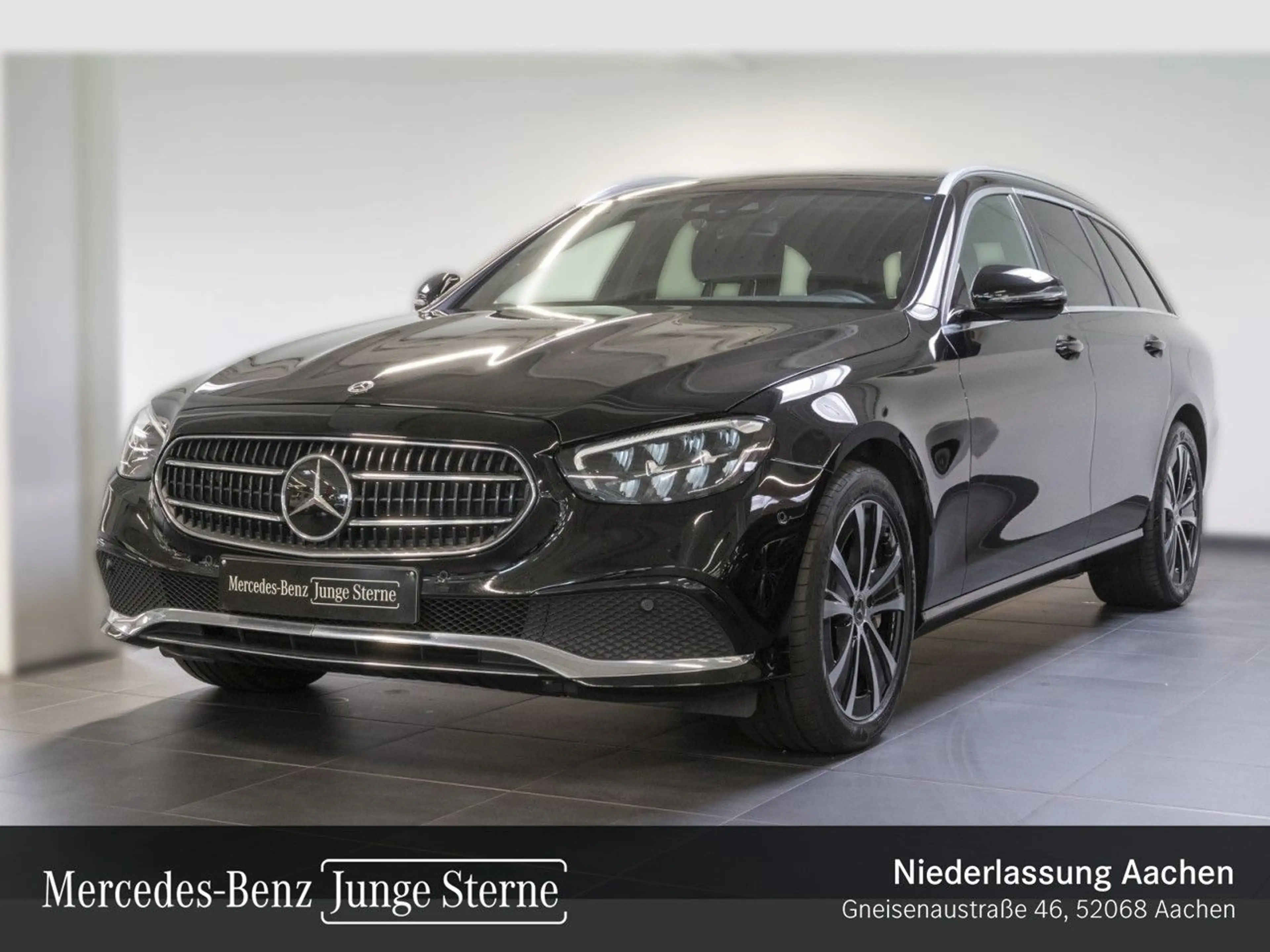 Mercedes-Benz E 300 de T AVANTG+PANO+AHK+LED+FAHRASS+BURMESTER — photo 2