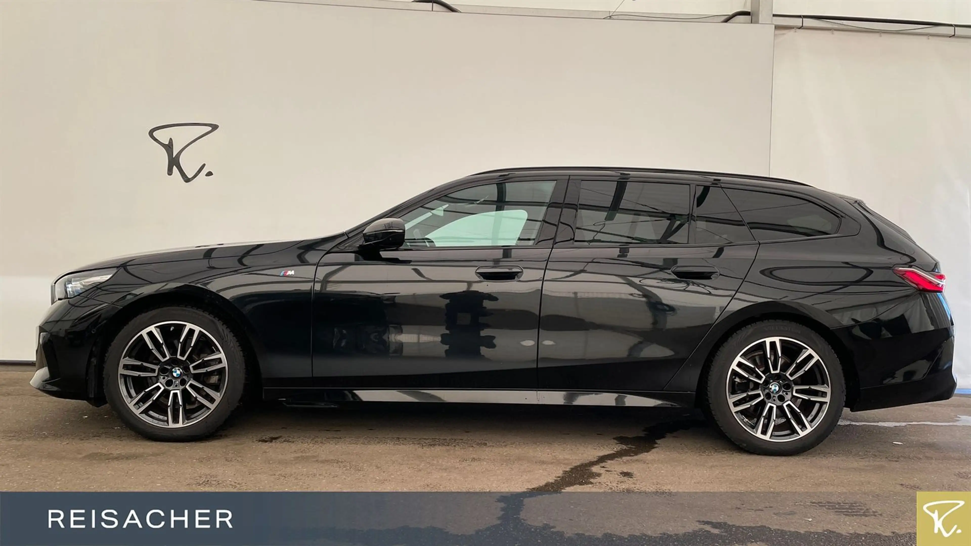 BMW 520 d A xDrive Tou M-Sport LCPro HUD 360° H&K 19" — photo 9
