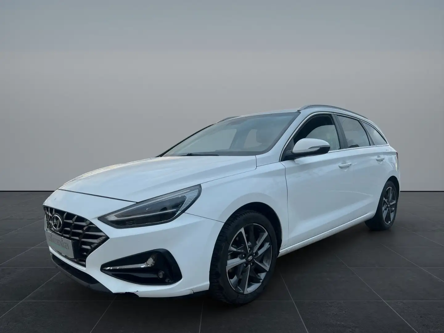 Hyundai i30 1.6 Crdi 2022*LED*Kamera*Navi* Weiß - 1