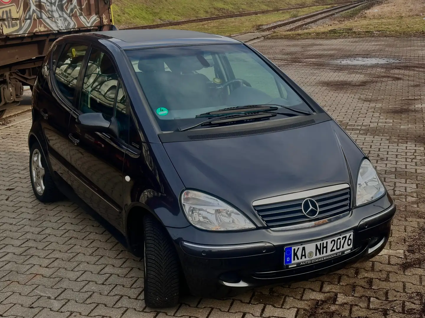 Mercedes-Benz A 190 A 190Elegance Schwarz - 2