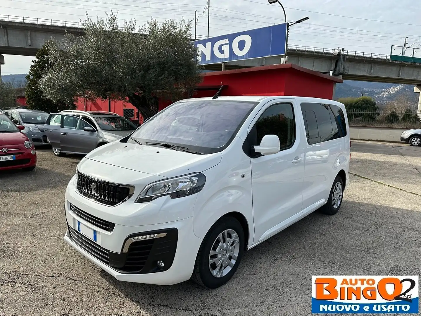 Peugeot Traveller 1.5 HDI 102 CV 6 POSTI N1 Bílá - 1