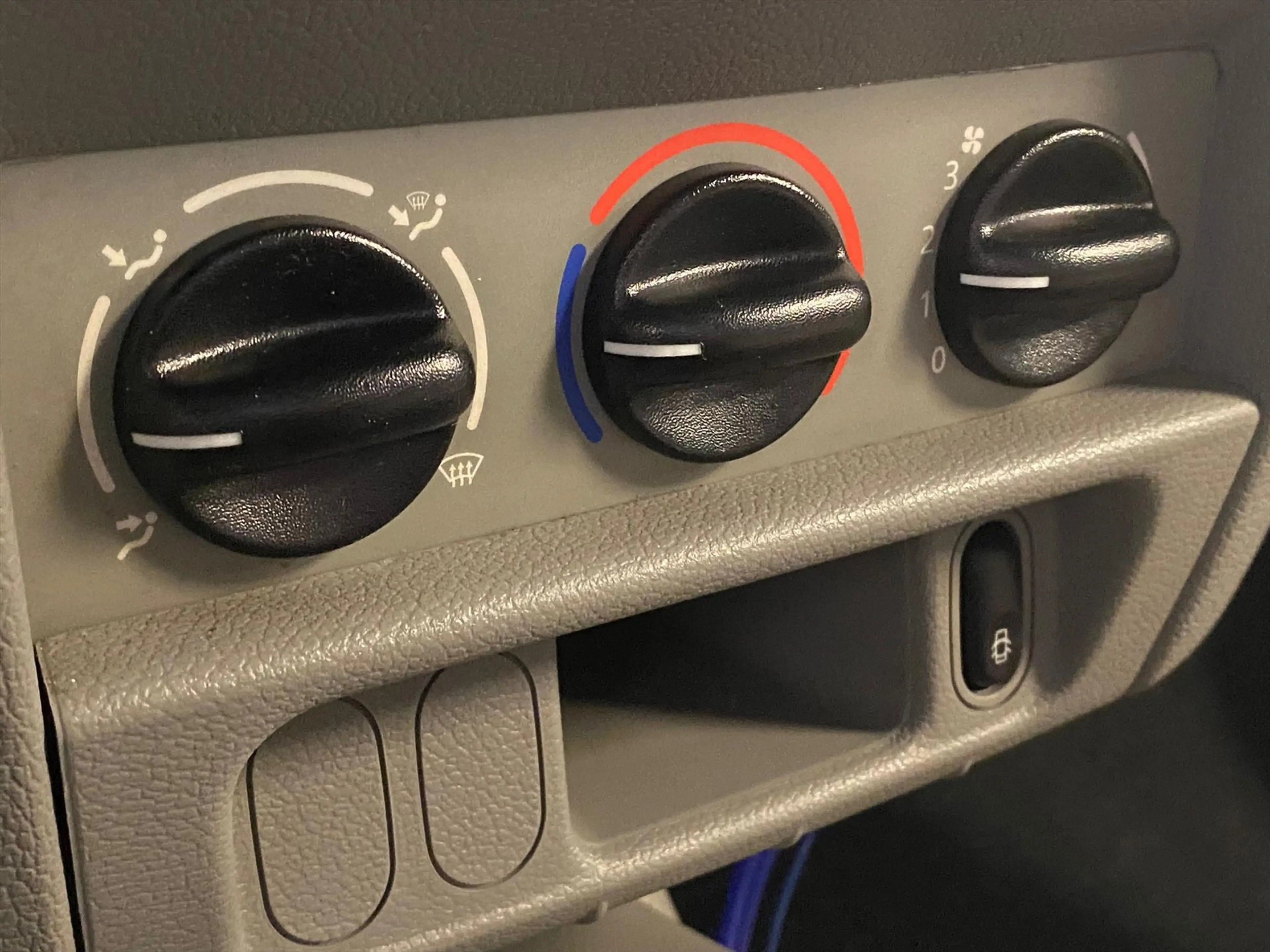 Renault Kangoo Rolstoelauto 3+1 — photo 17