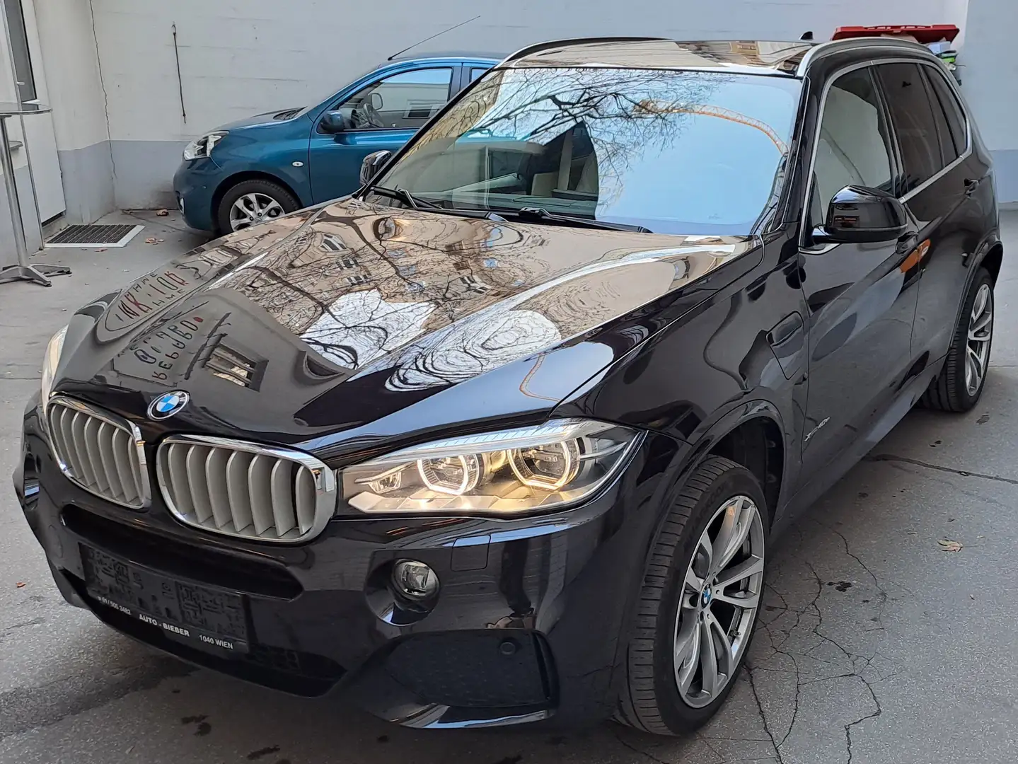 BMW X5 X5 PHEV xDrive40e Aut. Schwarz - 2