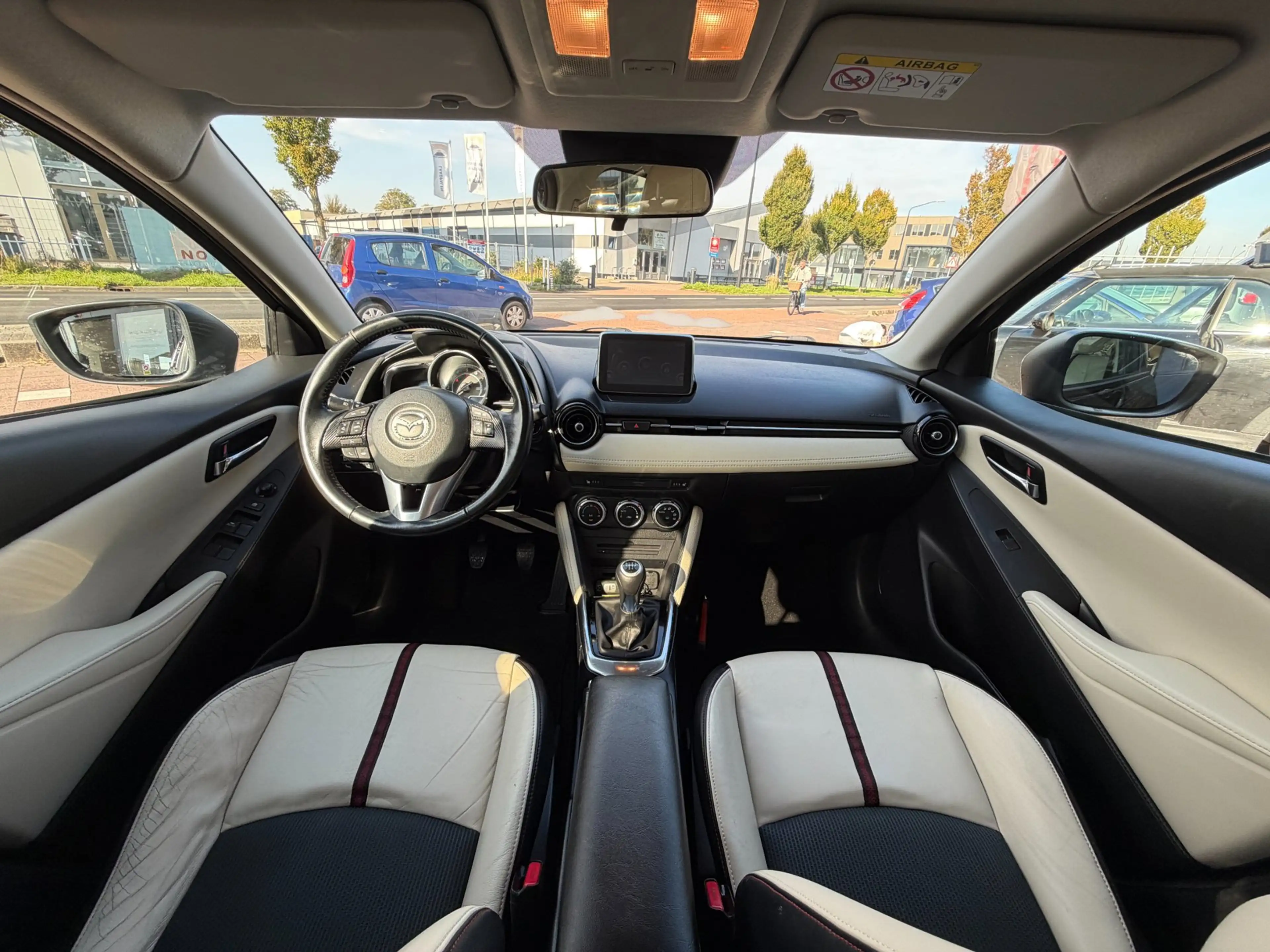 Mazda 2 1.5 Skyactiv-G GT-M Clima|Cruise|NAVI|Stoelverwarm — photo 2