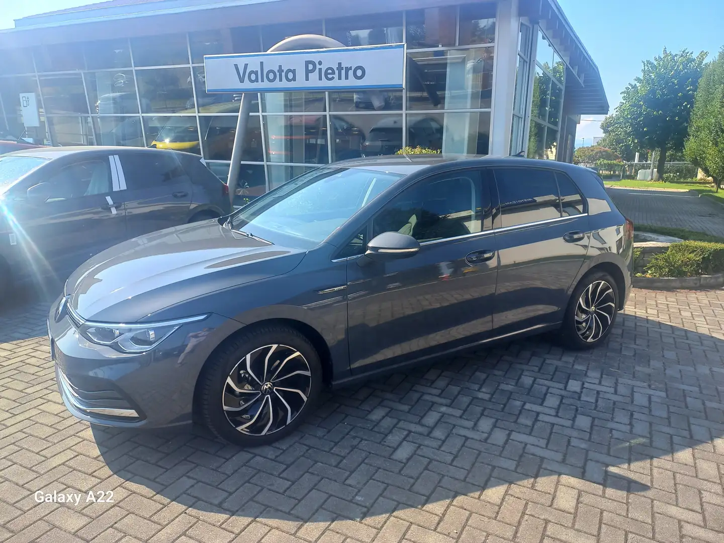 Volkswagen Golf Golf VIII 2020 2.0 tdi Style 150cv dsg Gris - 1