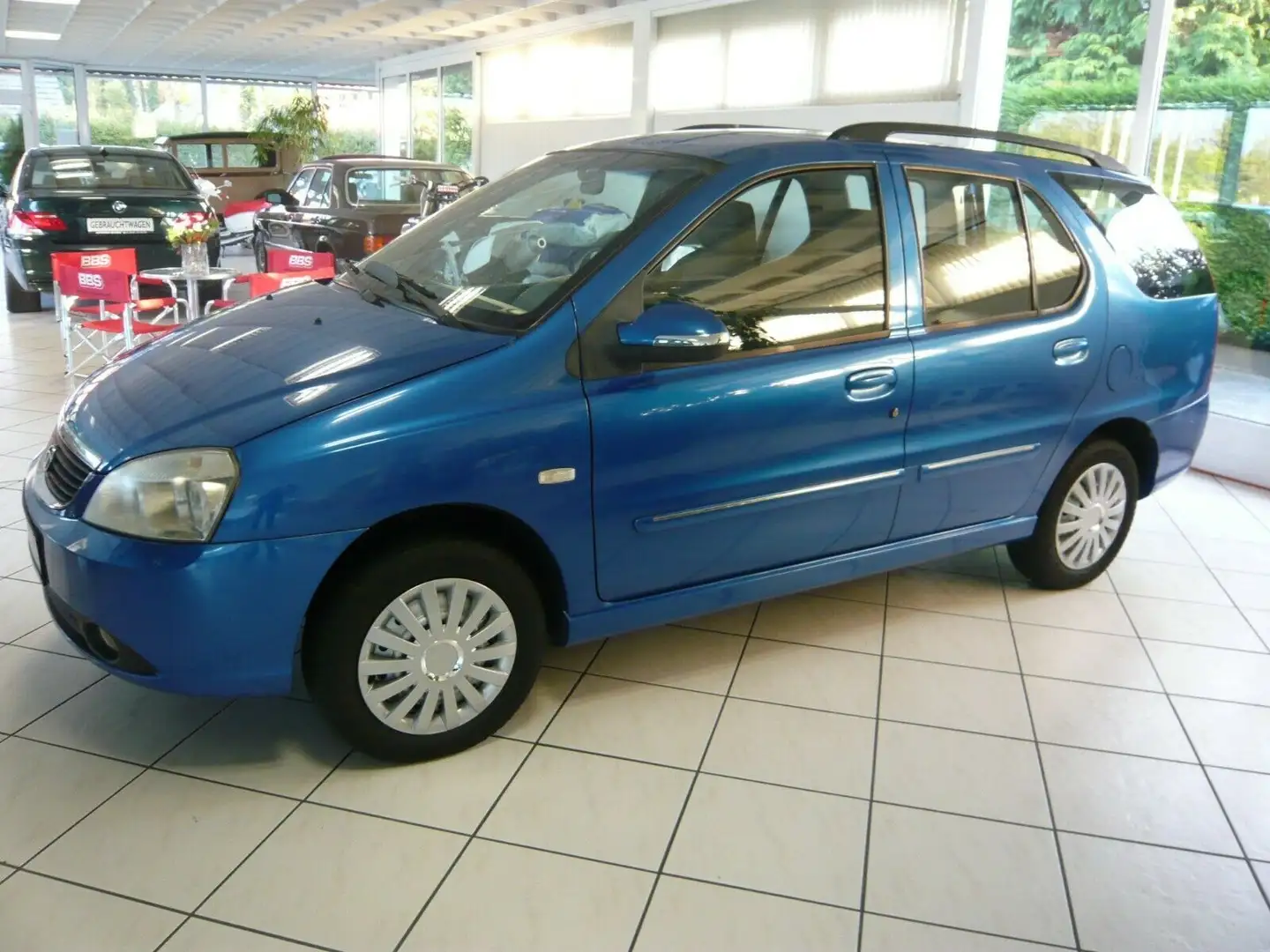 Tata Indigo 1,4 GLX Bleu - 1