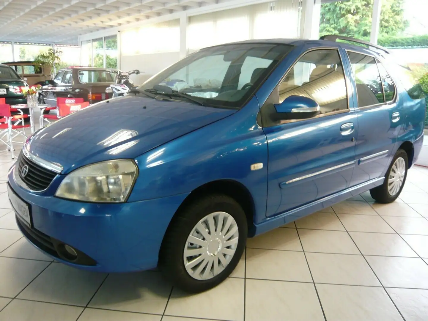Tata Indigo 1,4 GLX Bleu - 2