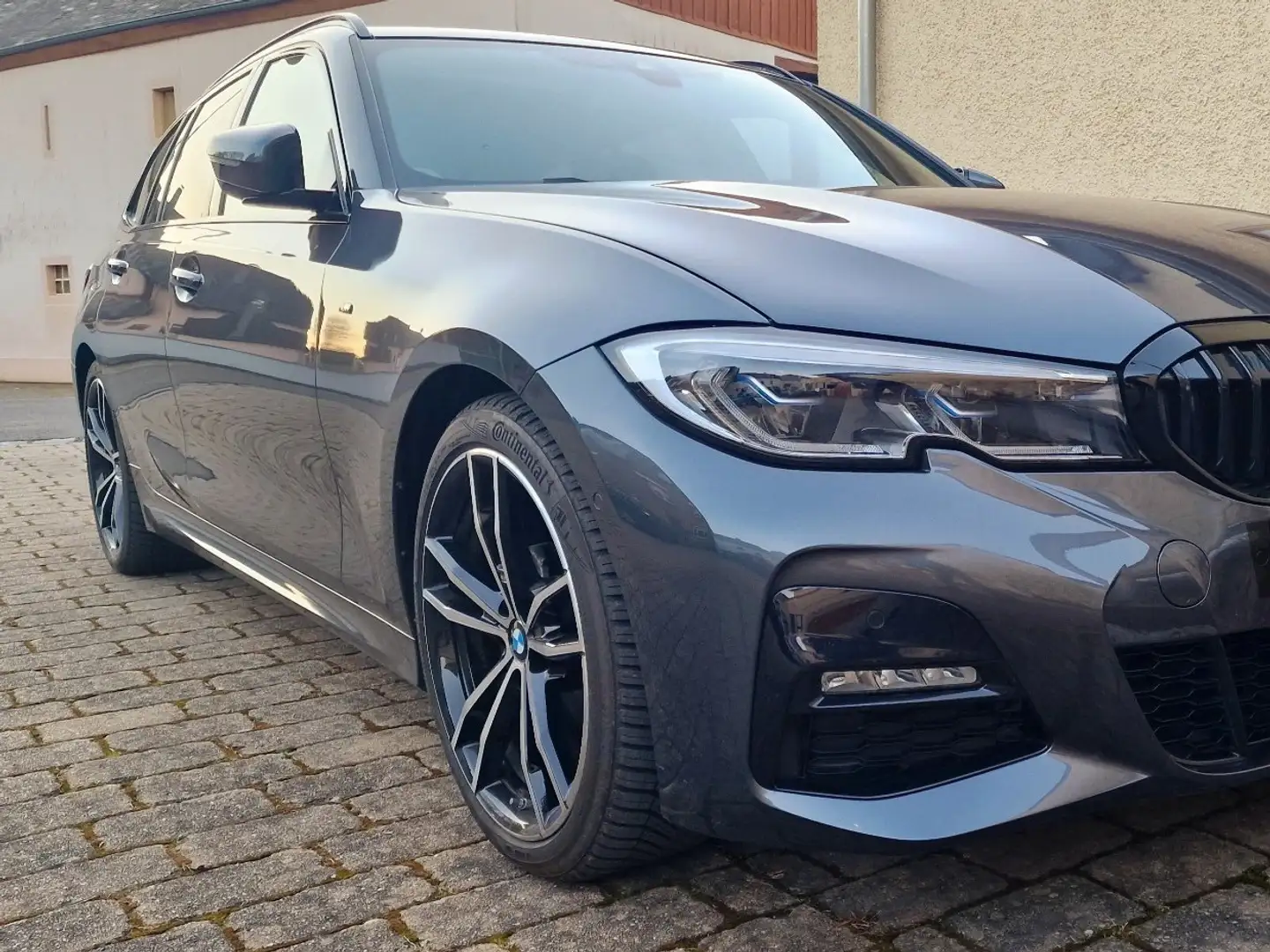 BMW 320 320d Touring Aut. M Sport Gris - 1