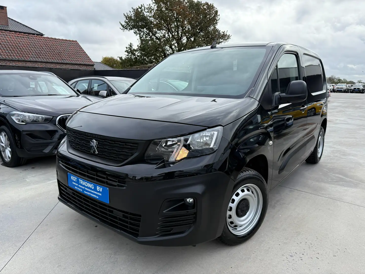 Peugeot Partner 1.5 BLUEHDI NAVIGATIE CARPLAY BLUETOOTH PDC AIRCO Schwarz - 1