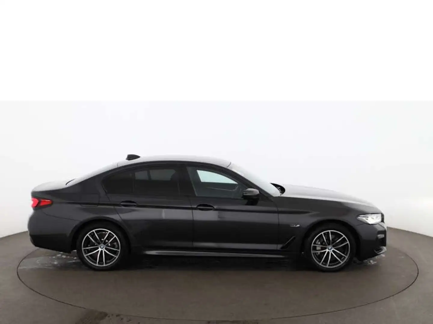 BMW 520 e M-Sport Aut LASER HEAD-UP RADAR R-CAM LEDER Grau - 2