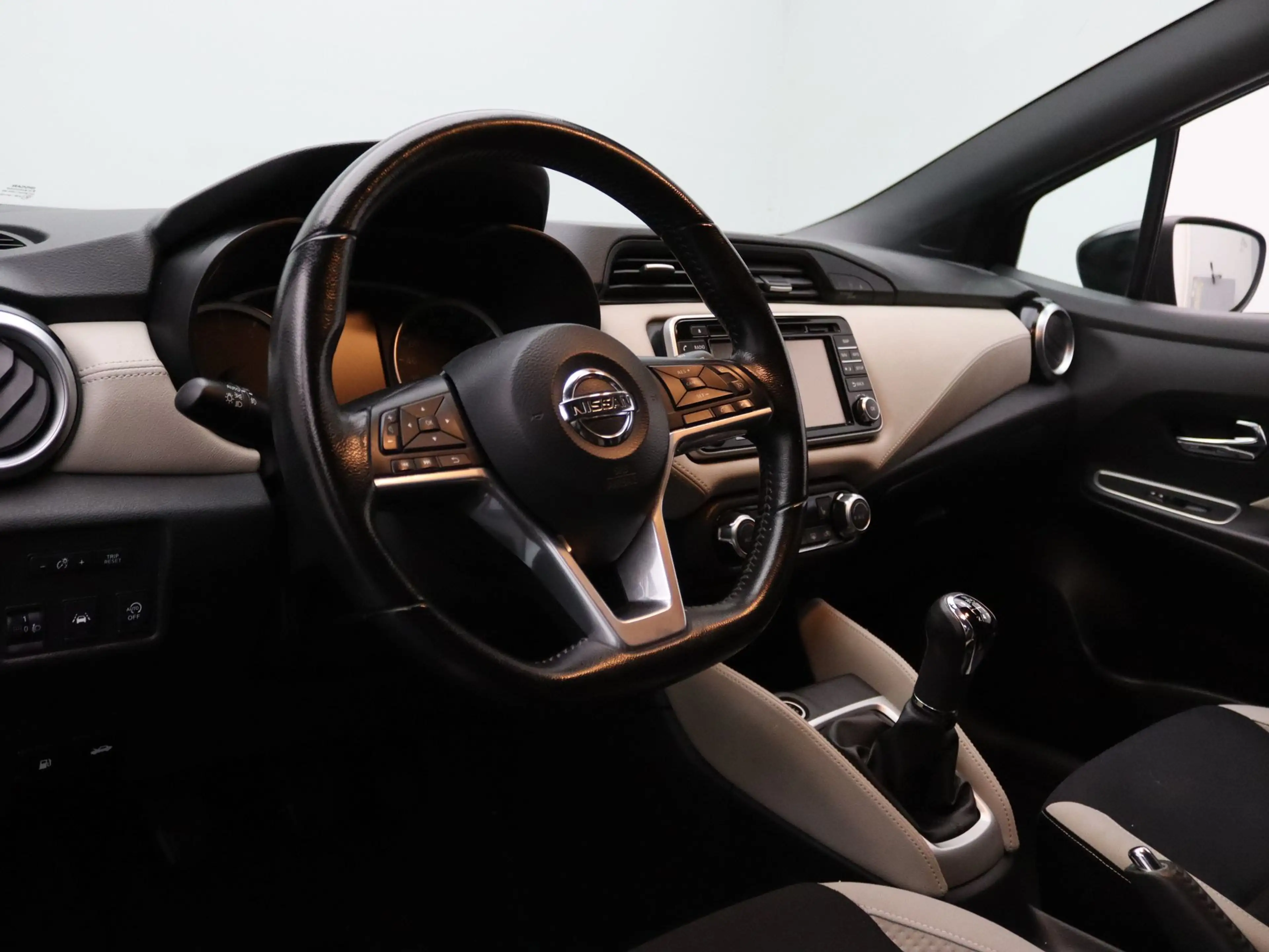 Nissan Micra 90pk IG-T Tekna Climate | 360° Camera — photo 3
