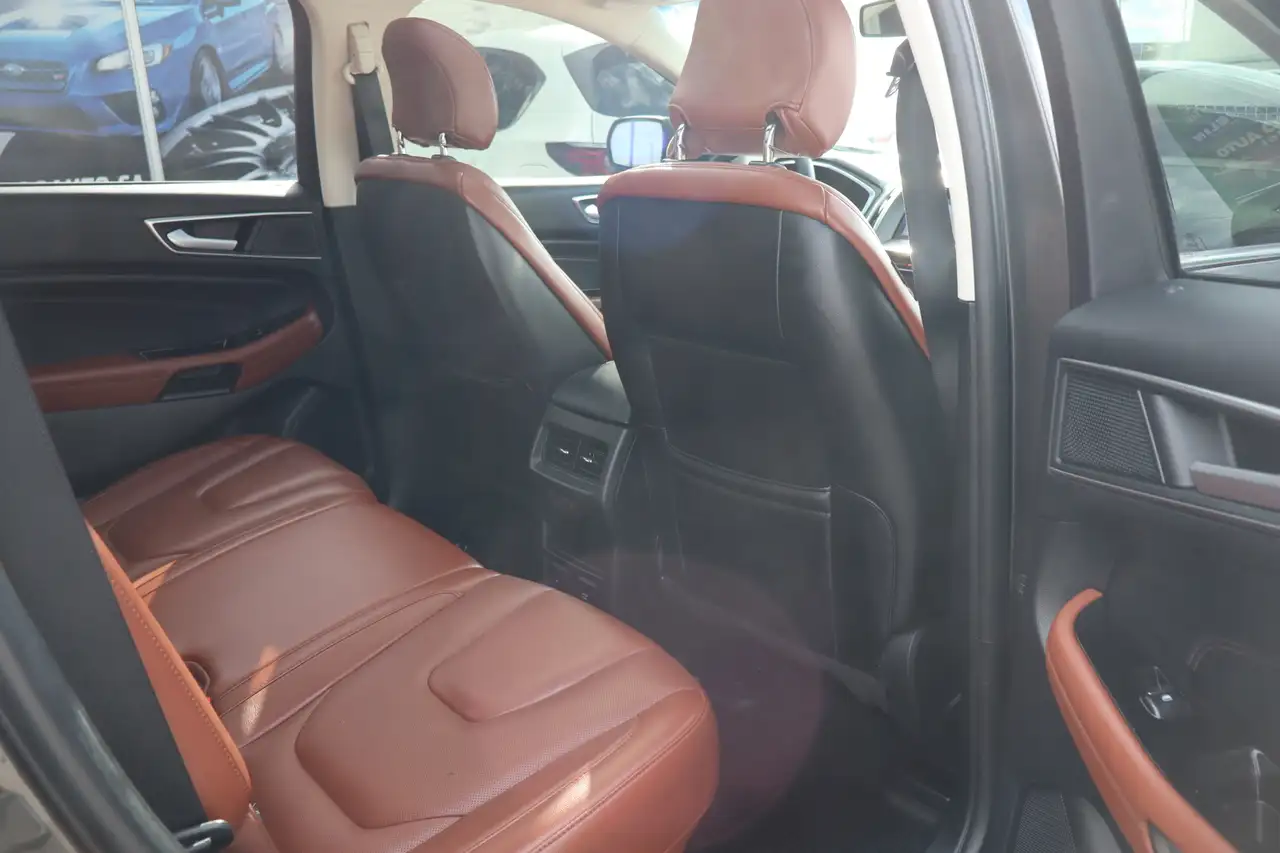 Ford Edge снимка Ford Edge