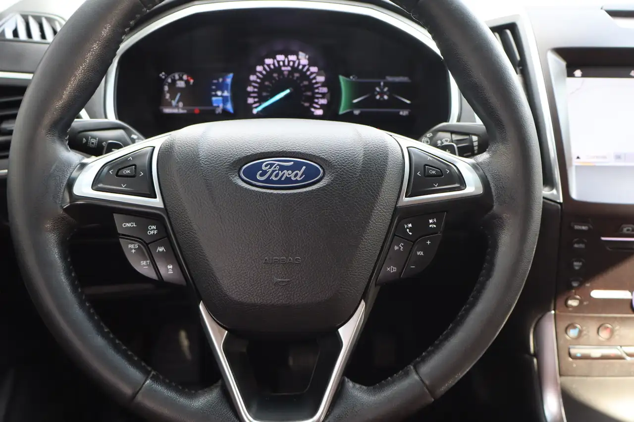 Ford Edge снимка Ford Edge