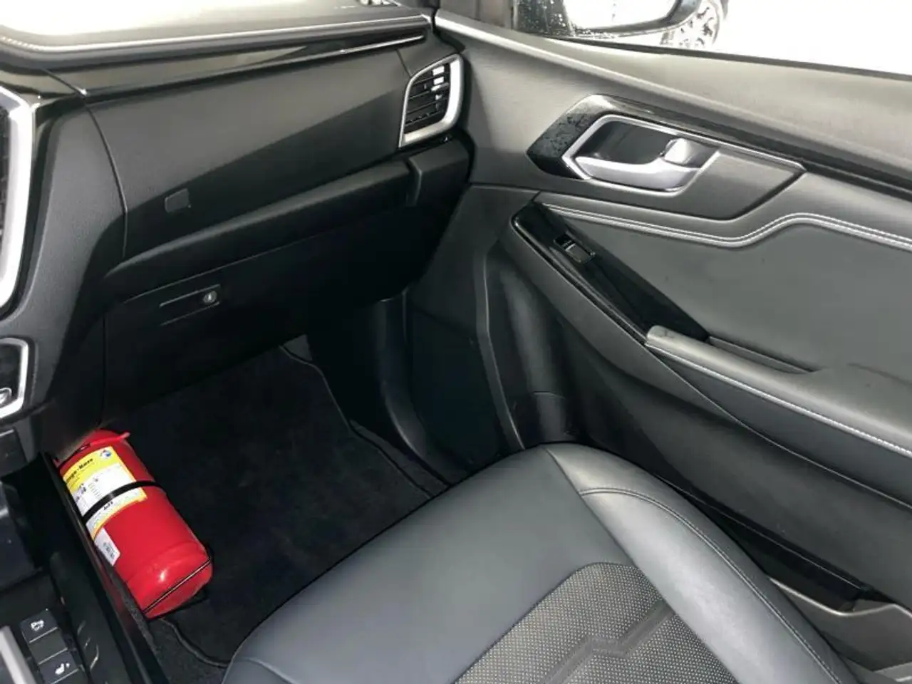 Isuzu D-Max 2024 — фото 10