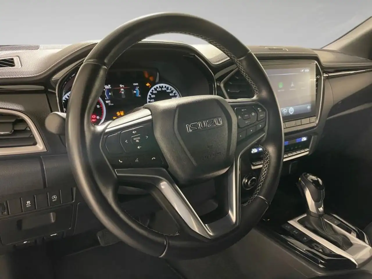 Isuzu D-Max 2024 — фото 8