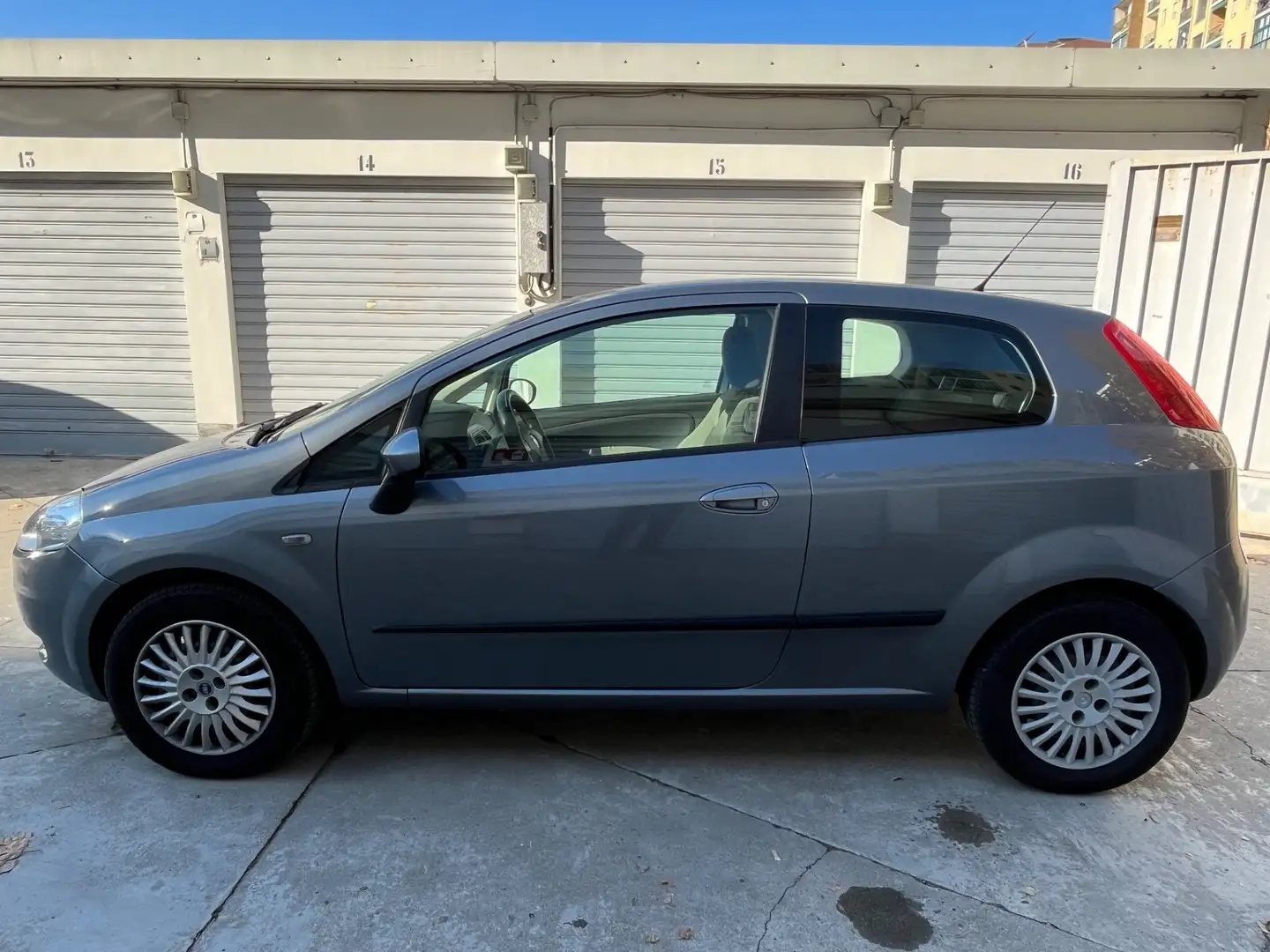 Fiat Grande Punto 1.3 MJT 75 CV 3 porte Speed Grigio - 2